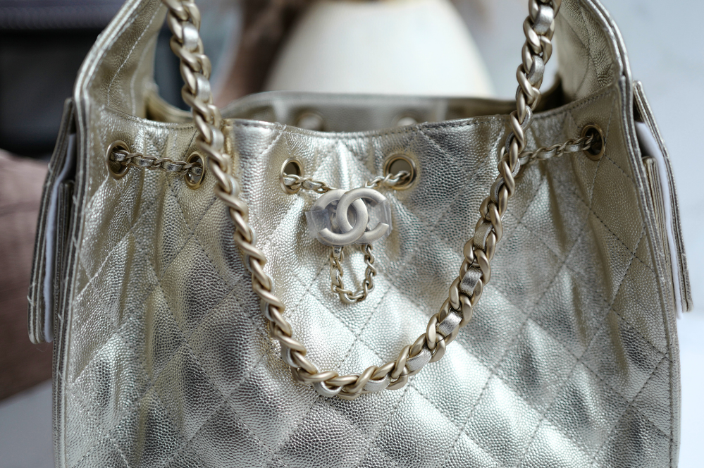 NEW CHANEL Spring-Summer 2025 25S Small Hobo Bag Metallic Grained Calfskin Gold