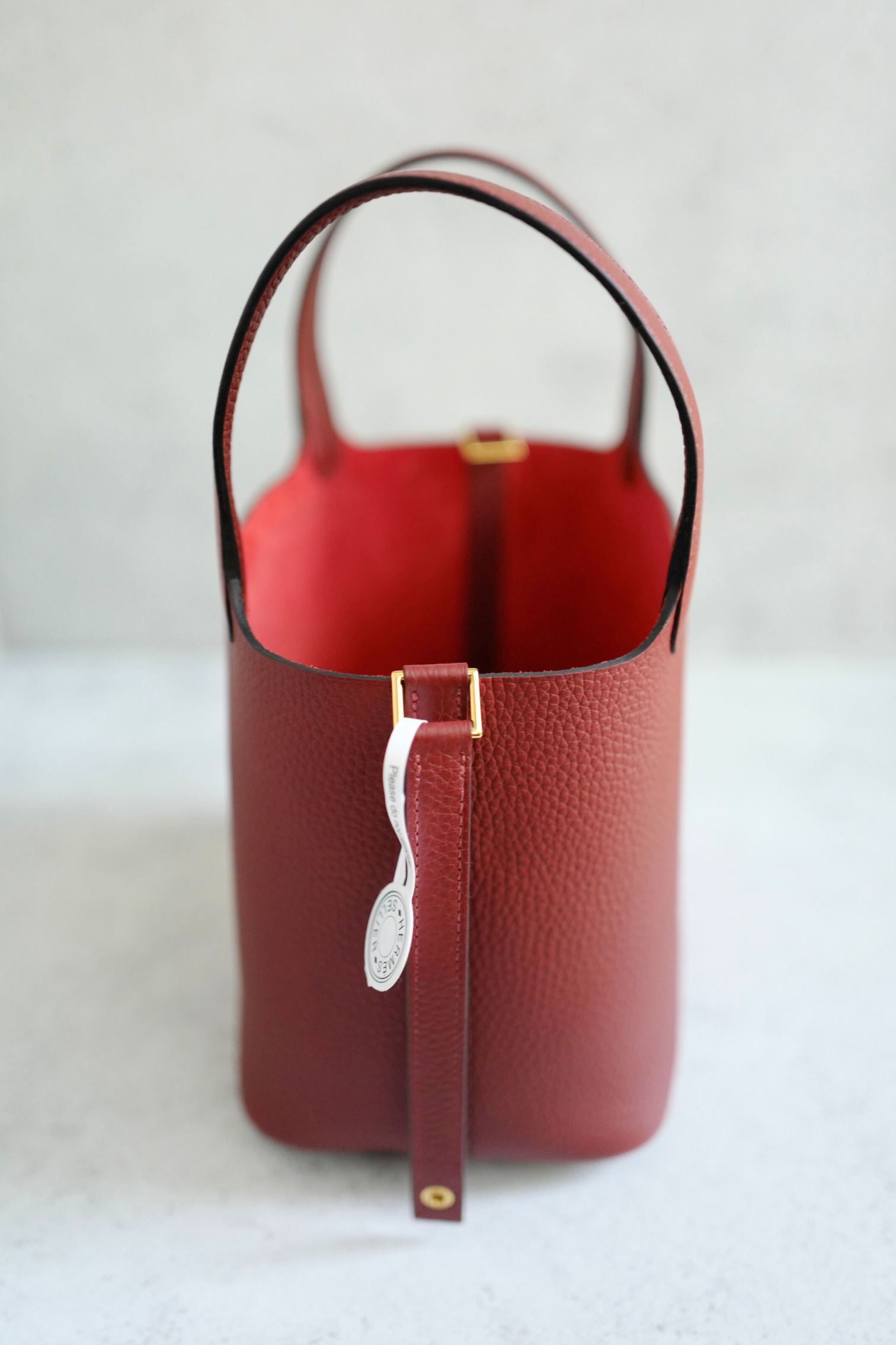 BNIB Hermès Picotin 18 Bag Rouge H  Clemence Leather with Gold Hardware