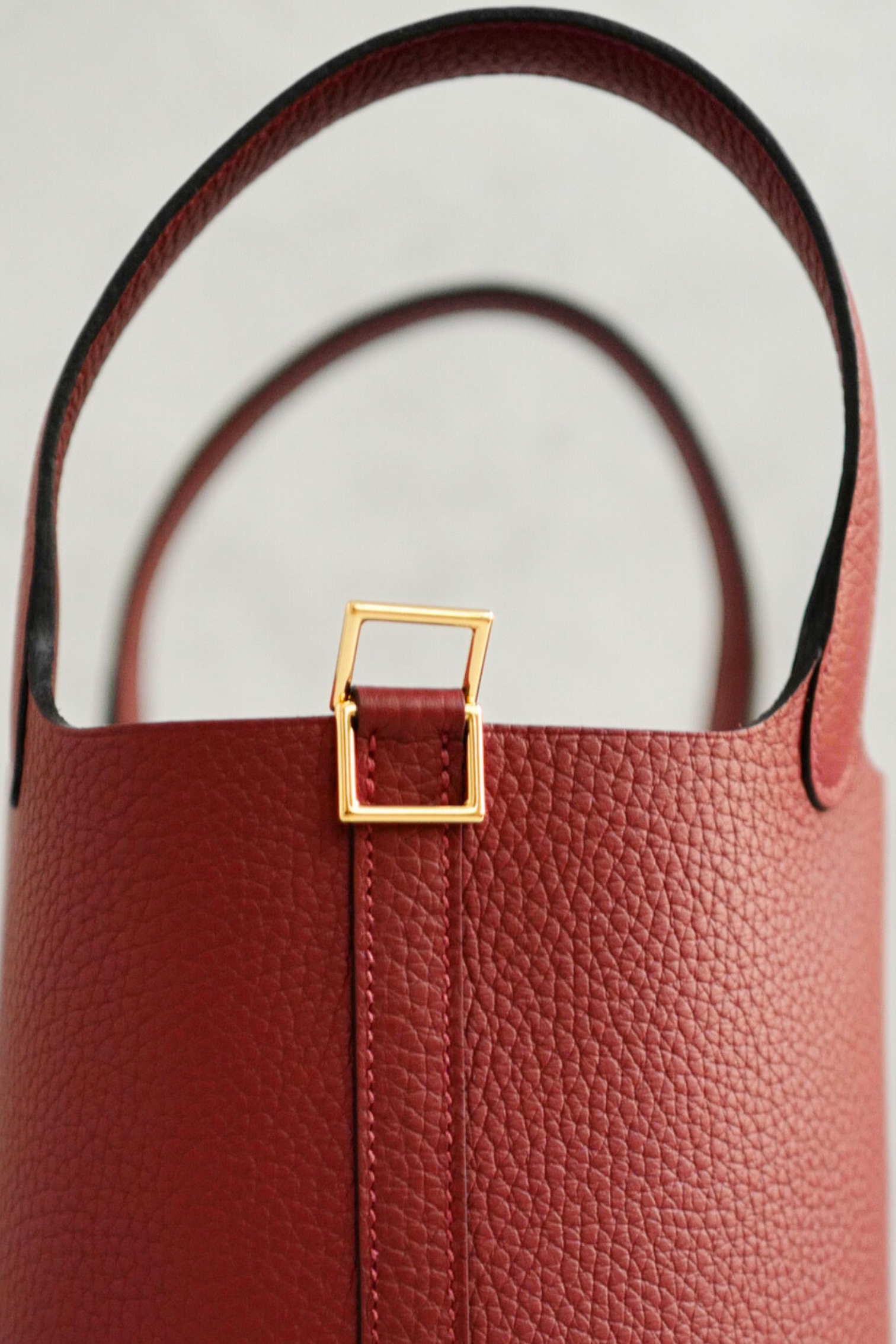 BNIB Hermès Picotin 18 Bag Rouge H  Clemence Leather with Gold Hardware
