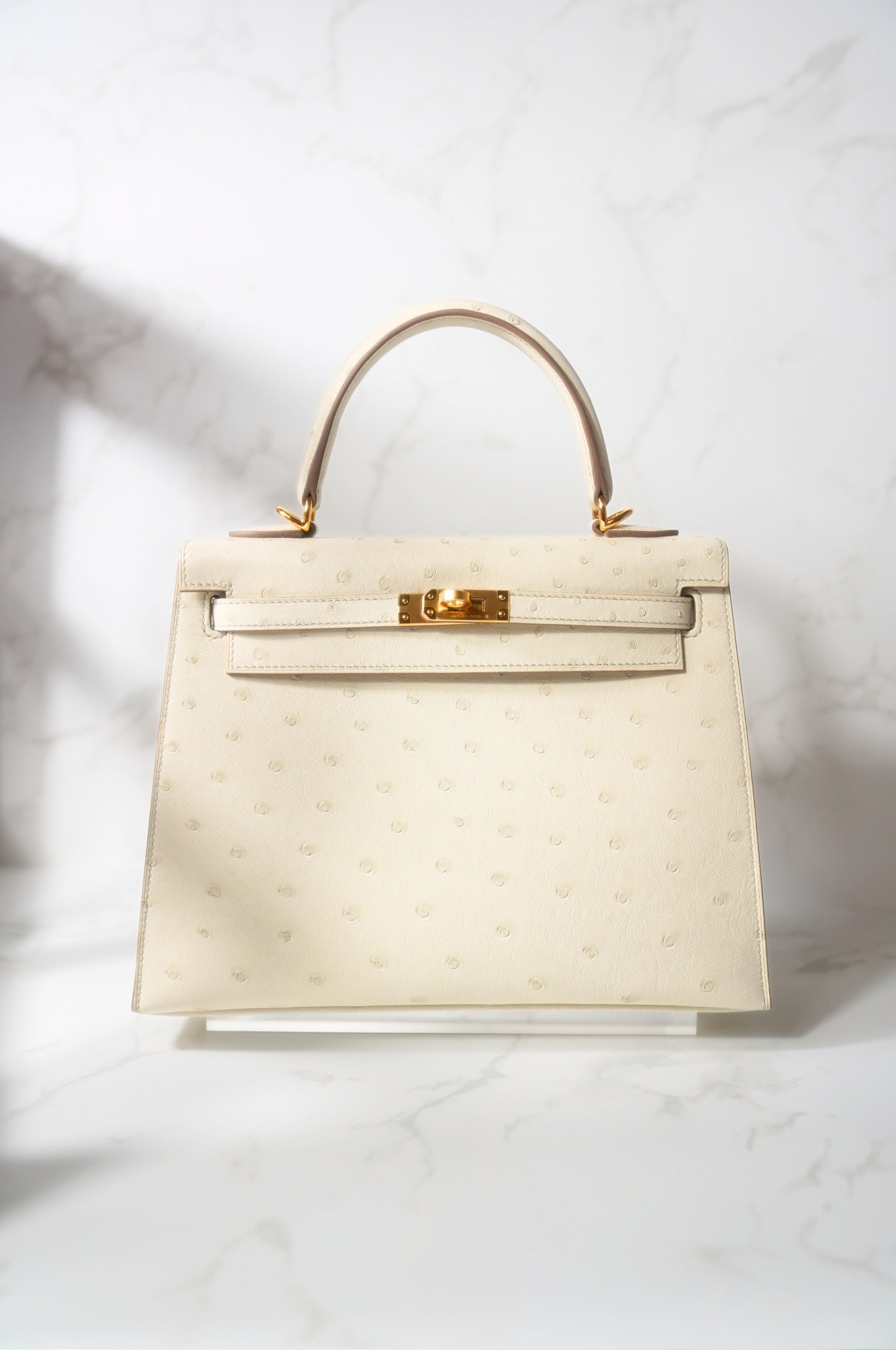 NEW Hermès Kelly 25 Beton Ostrich Gold Hardware U Stamp 2022
