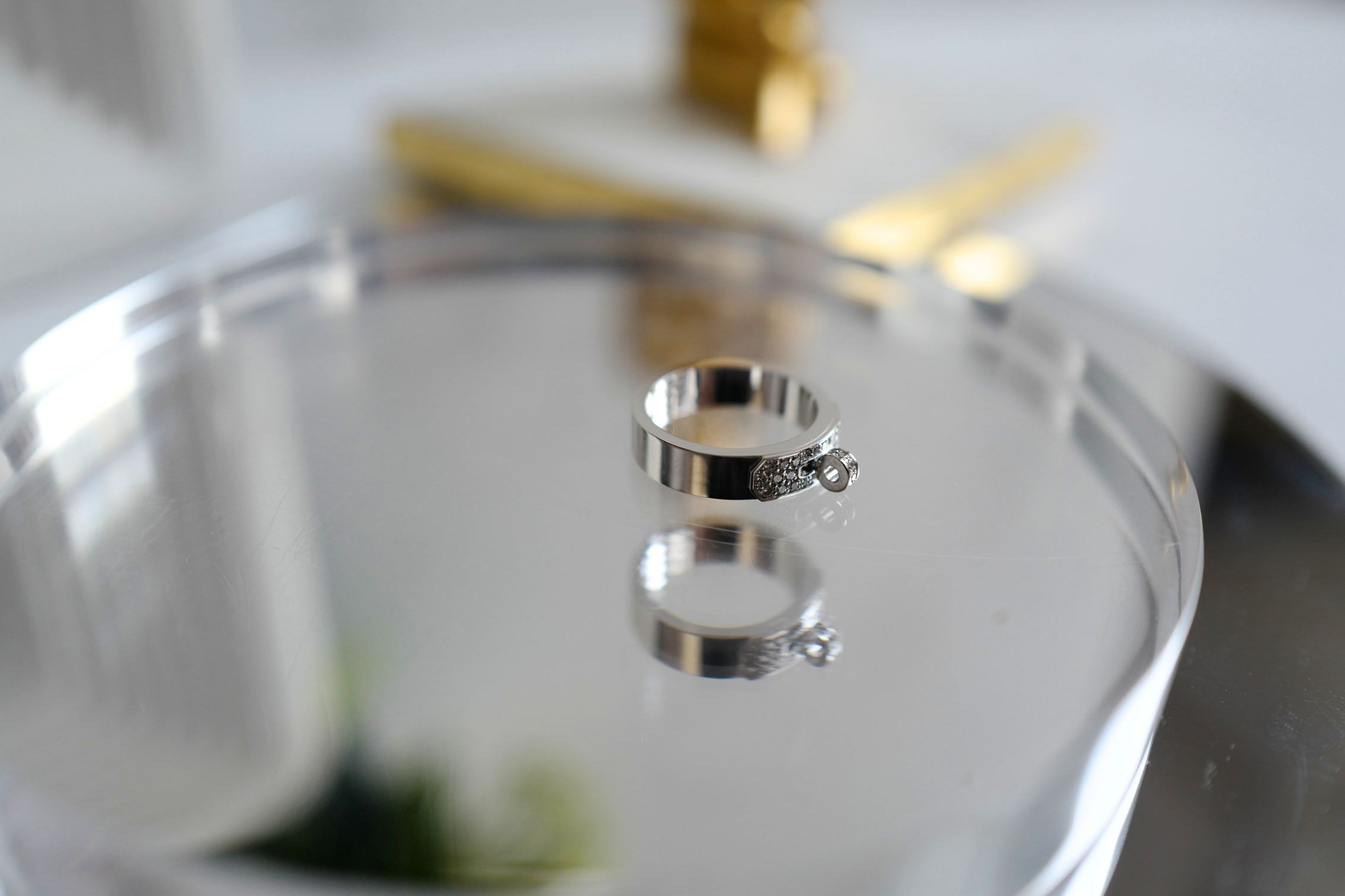 BNIB Hermes Kelly Ring in White Gold with Diamonds Size 50 $7500 Retail