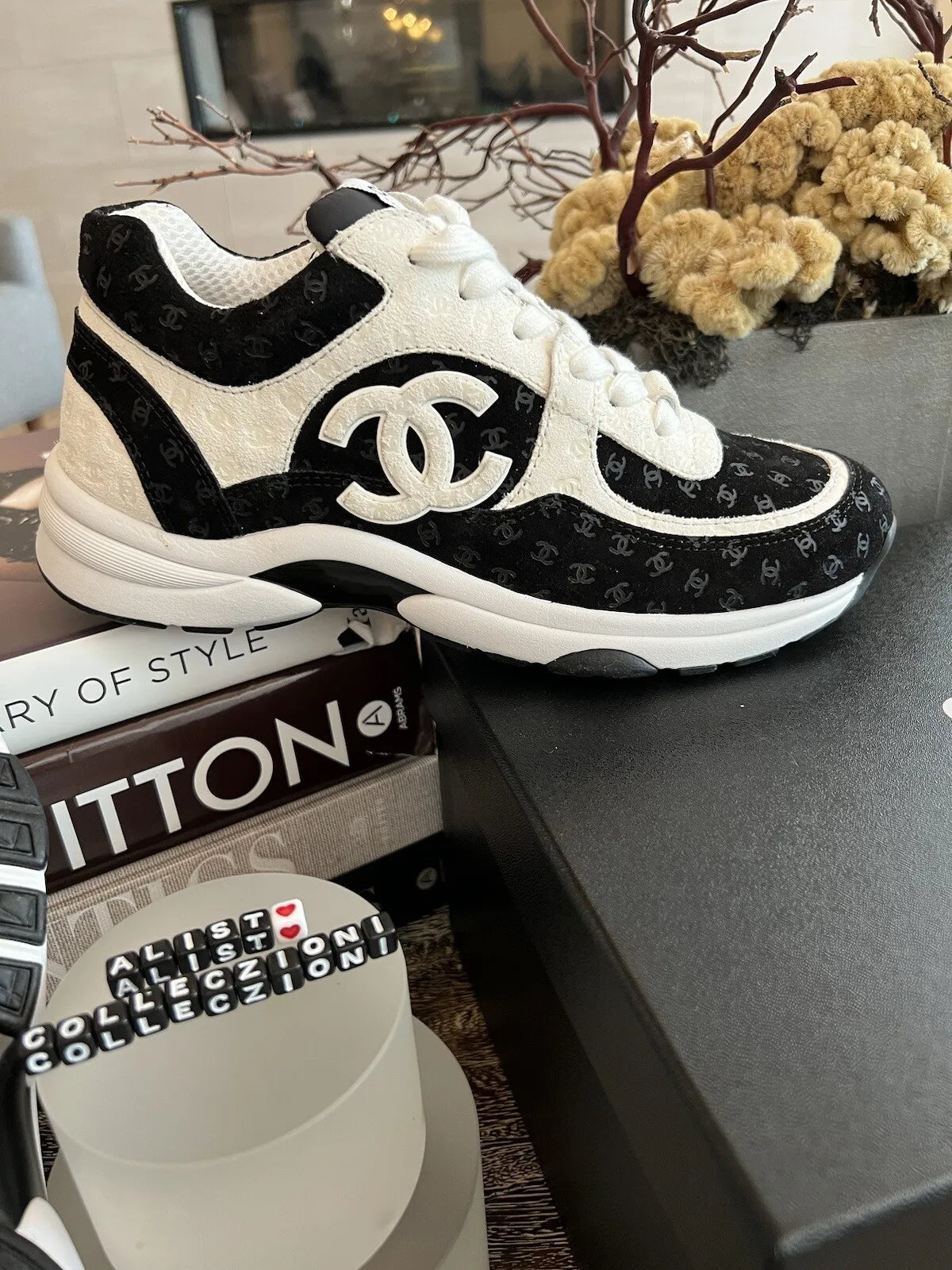 Chanel 22A CC Logo Sneakers White/Black 37.5 BNIB