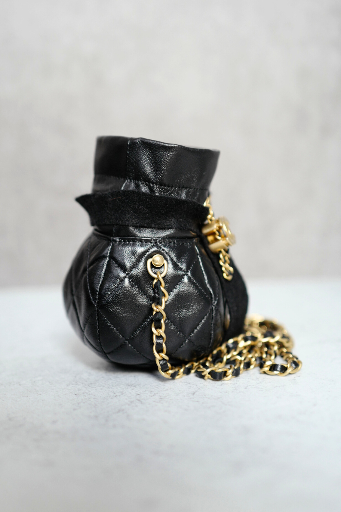 BNIB Chanel 23S Black Shiny Lambskin Clutch with Chain in Gold Hardware