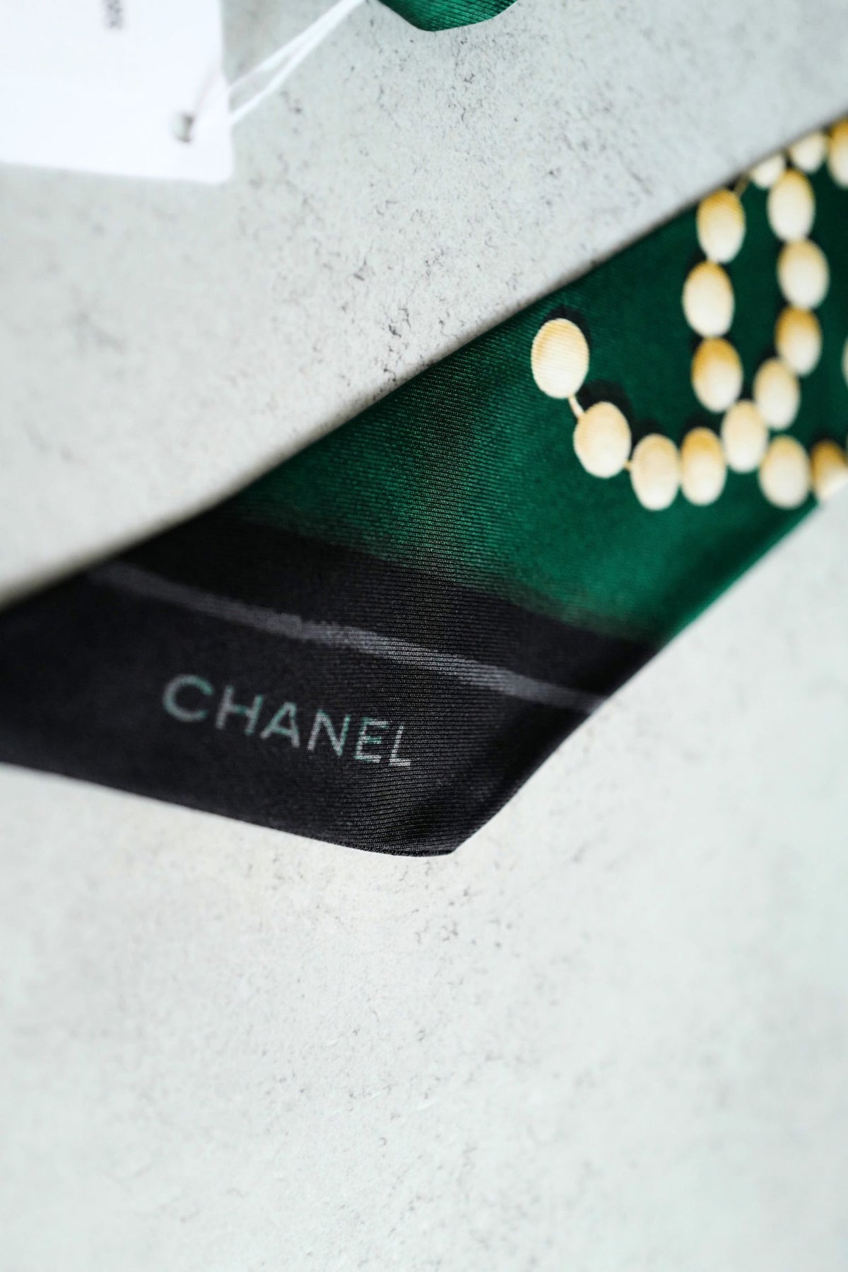 New Chanel 26K Matthieu Blazy's Slim Bandeau Silk Twill Vert/Ecru/Black Pearl Accents