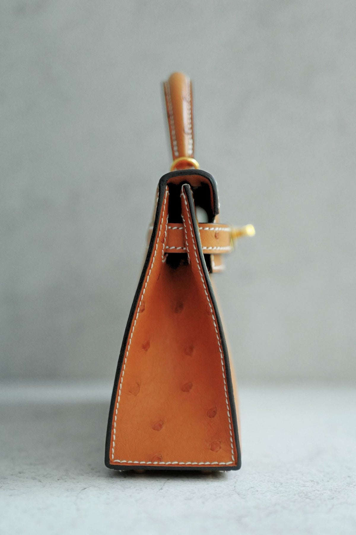 BNIB Hermes Mini Kelly HSS Cognac Ostrich with Craie Stitching GHW G Stamp 2026