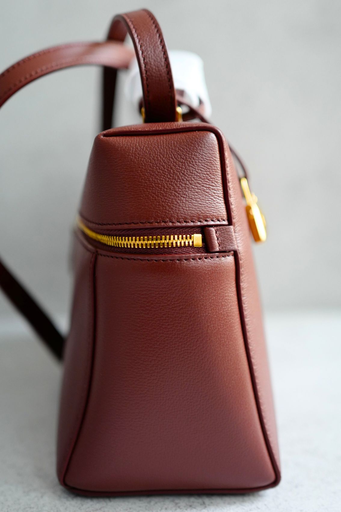 BNIB Loro Piana Extra Bag L27 Smoked Caramel In Grained Calfskin with Gold HW