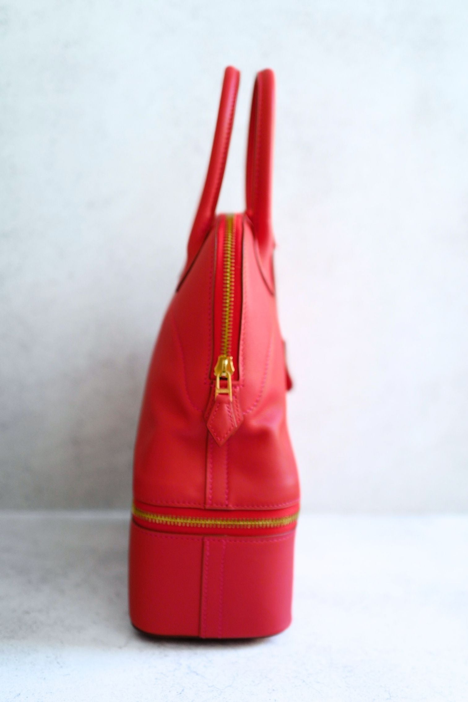 Hermès Bolide Secret in Vermillion Red Swift Leather Gold Hardware T Stamp