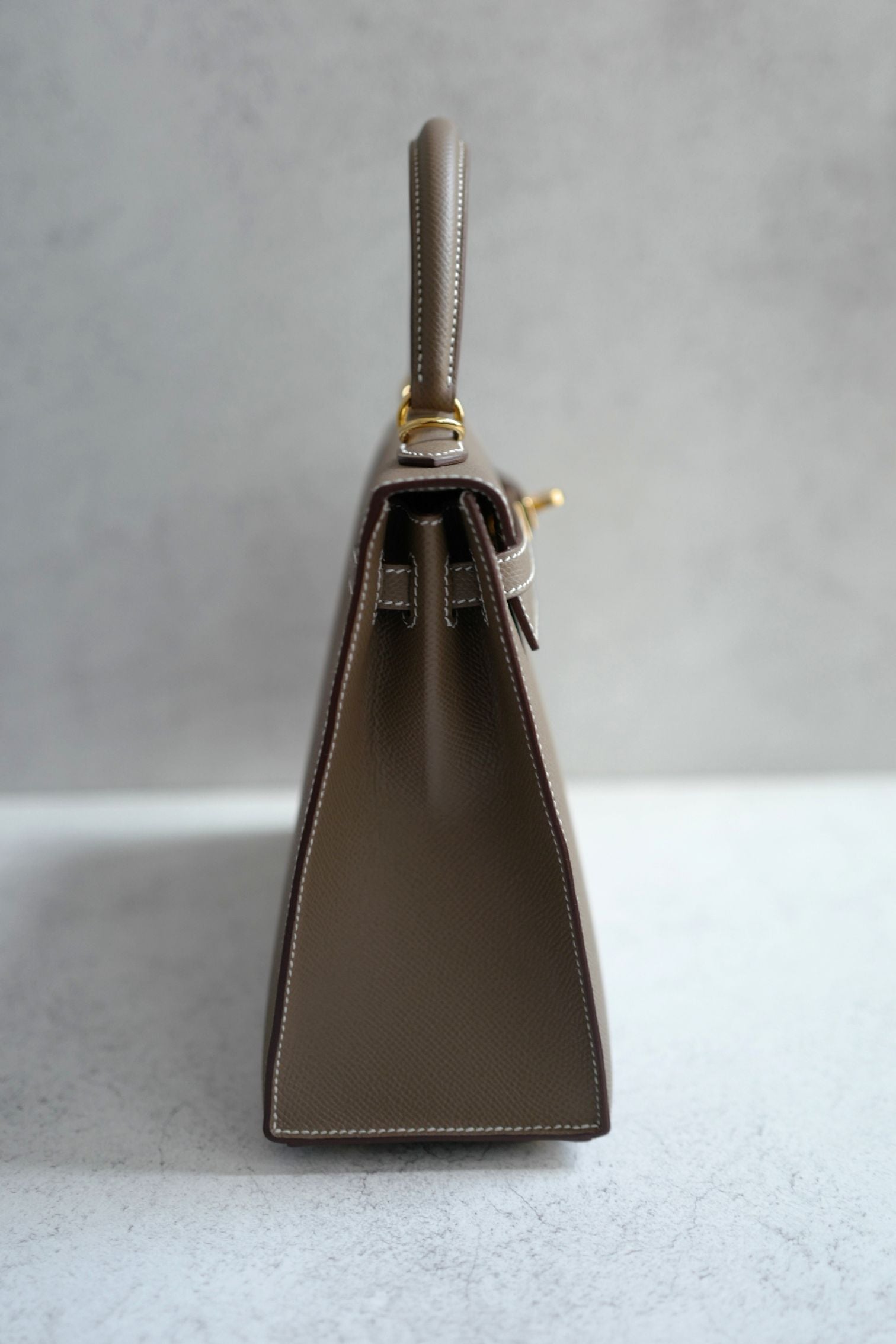 BNIB Hermes Kelly 25 Etoupe Epsom Sellier Gold Hardware G Stamp 2026