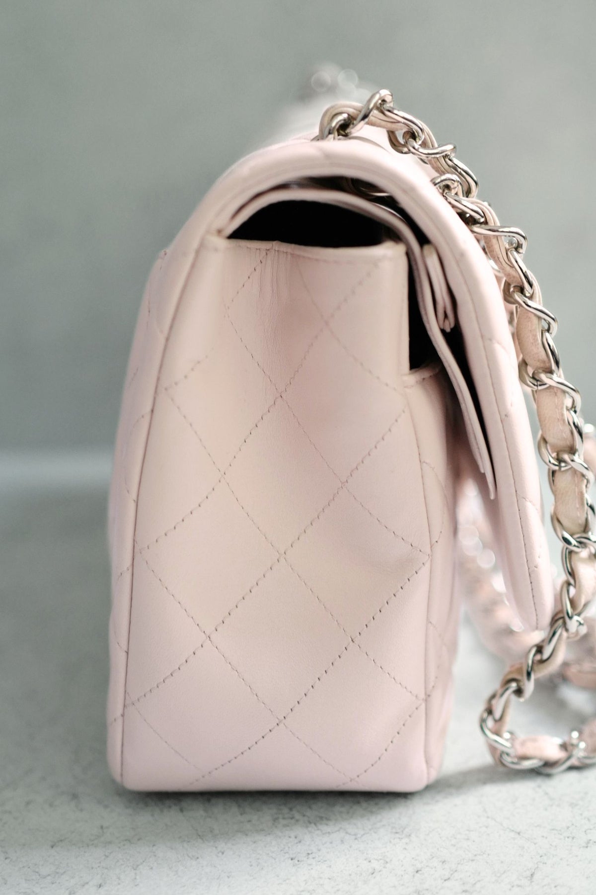 Preowned Chanel Jumbo Classic Flap in Baby Pink Rose Clair Lambskin #13
