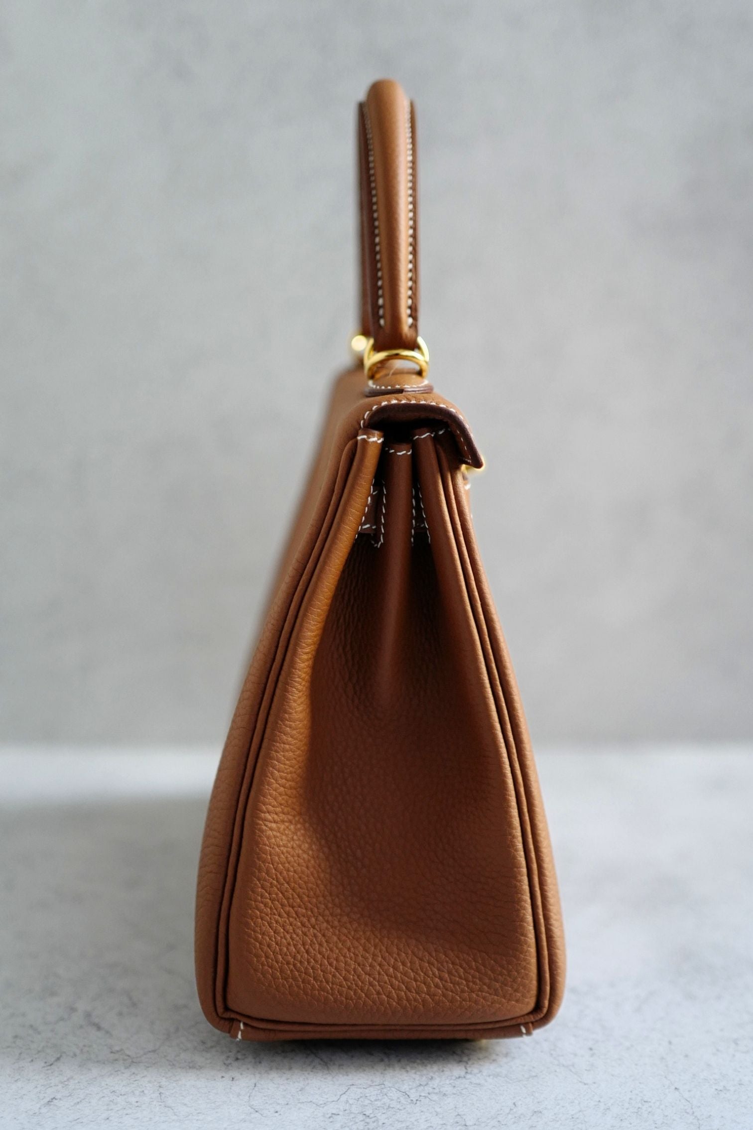 BNIB Hermes Kelly 25 Gold Togo Leather Gold Hardware G Stamp 2026
