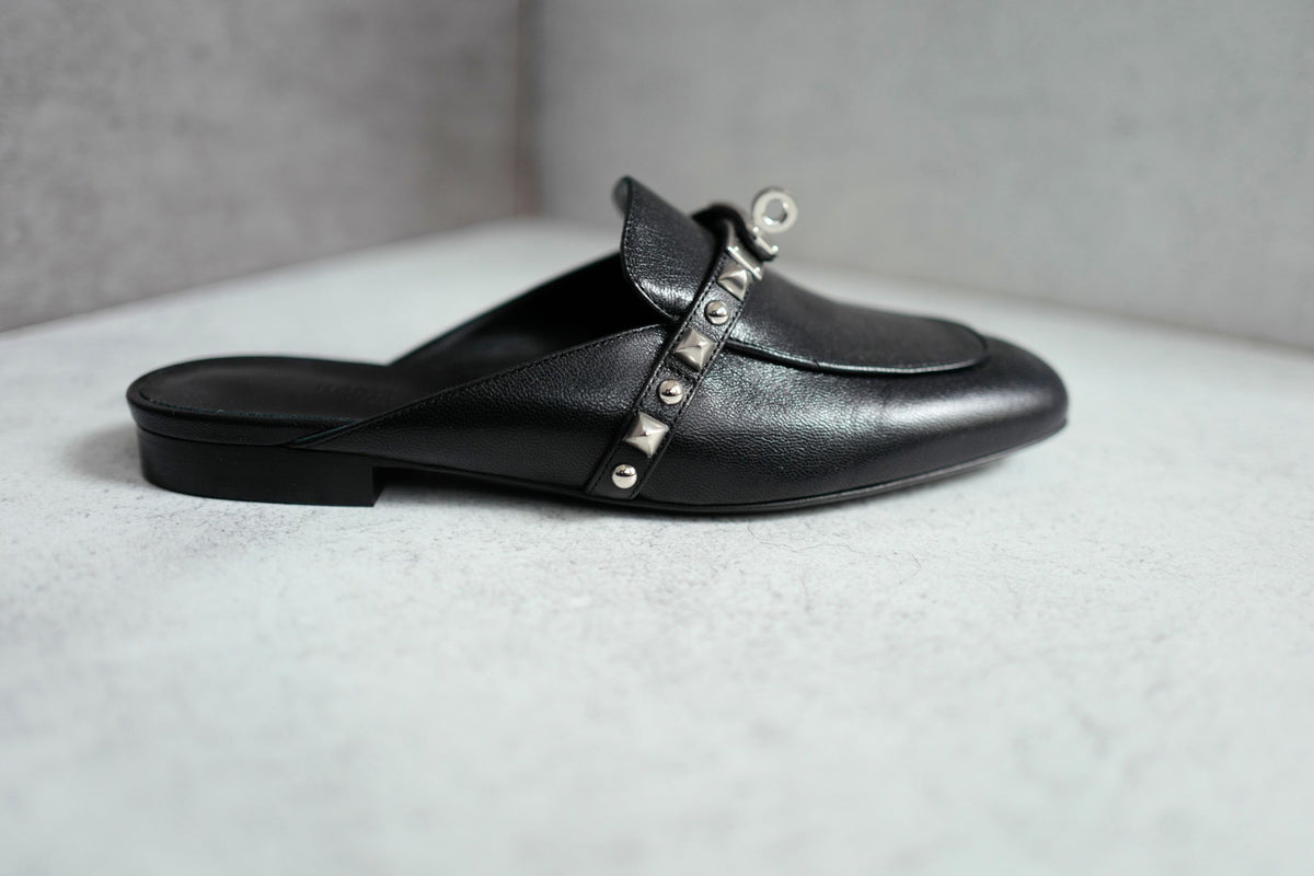 BNIB Hermes Mule Femme OZ Chevre/ Clous Noir 38