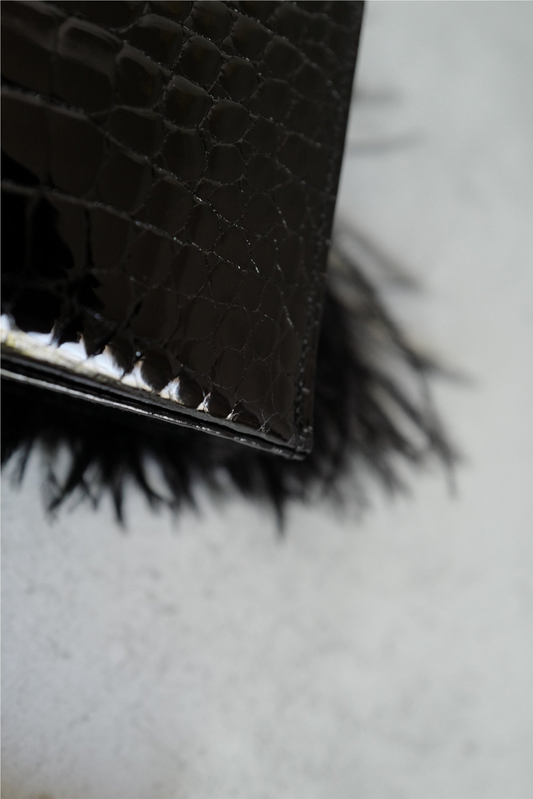 Hermès Kelly Elan Folie Clutch Black Porosus Crocodile & Feather Noir with Gold Hardware