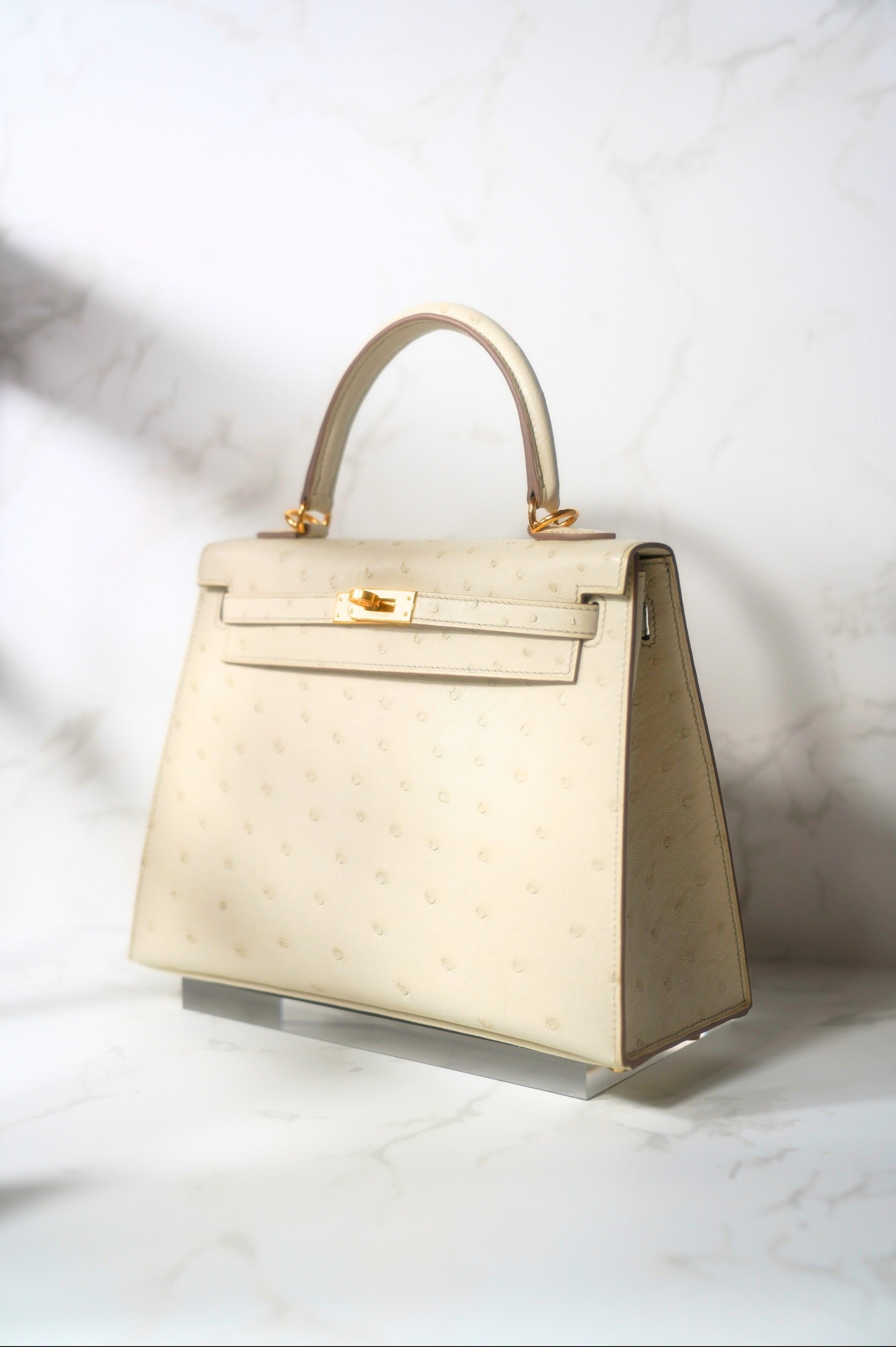NEW Hermès Kelly 25 Beton Ostrich Gold Hardware U Stamp 2022