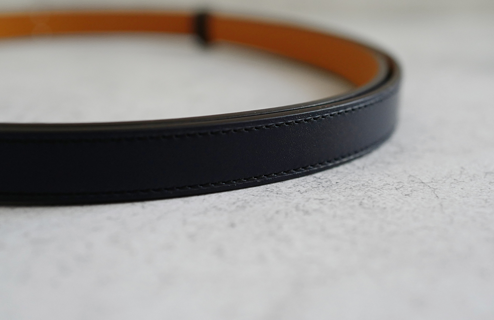 BNIB Hermès Kelly 18 Belt Hunter Leather in Bleu Indigo Palladium HW