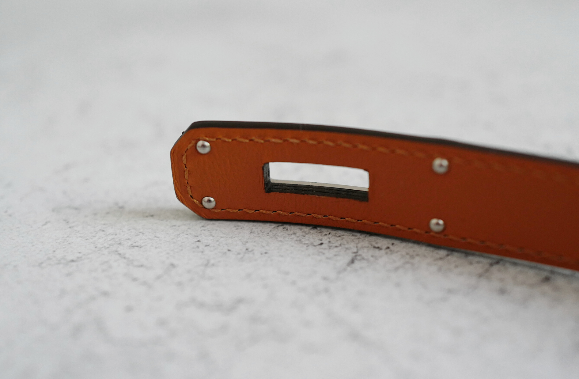 BNIB Hermès Kelly 18 Belt Hunter Leather in Bleu Indigo Palladium HW