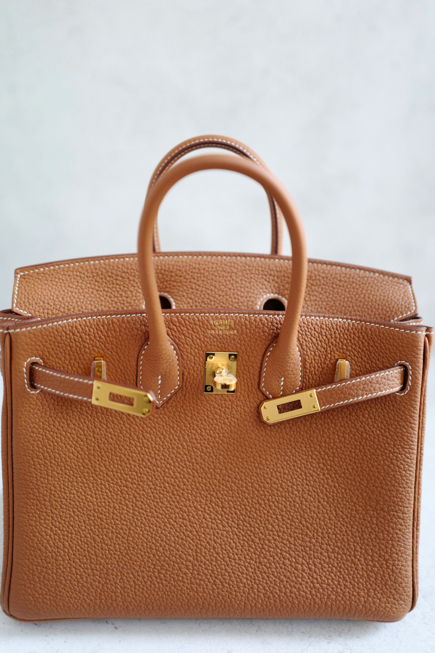 BNIB Hermès Birkin 25 Bag Gold Togo Leather with Gold Hardware