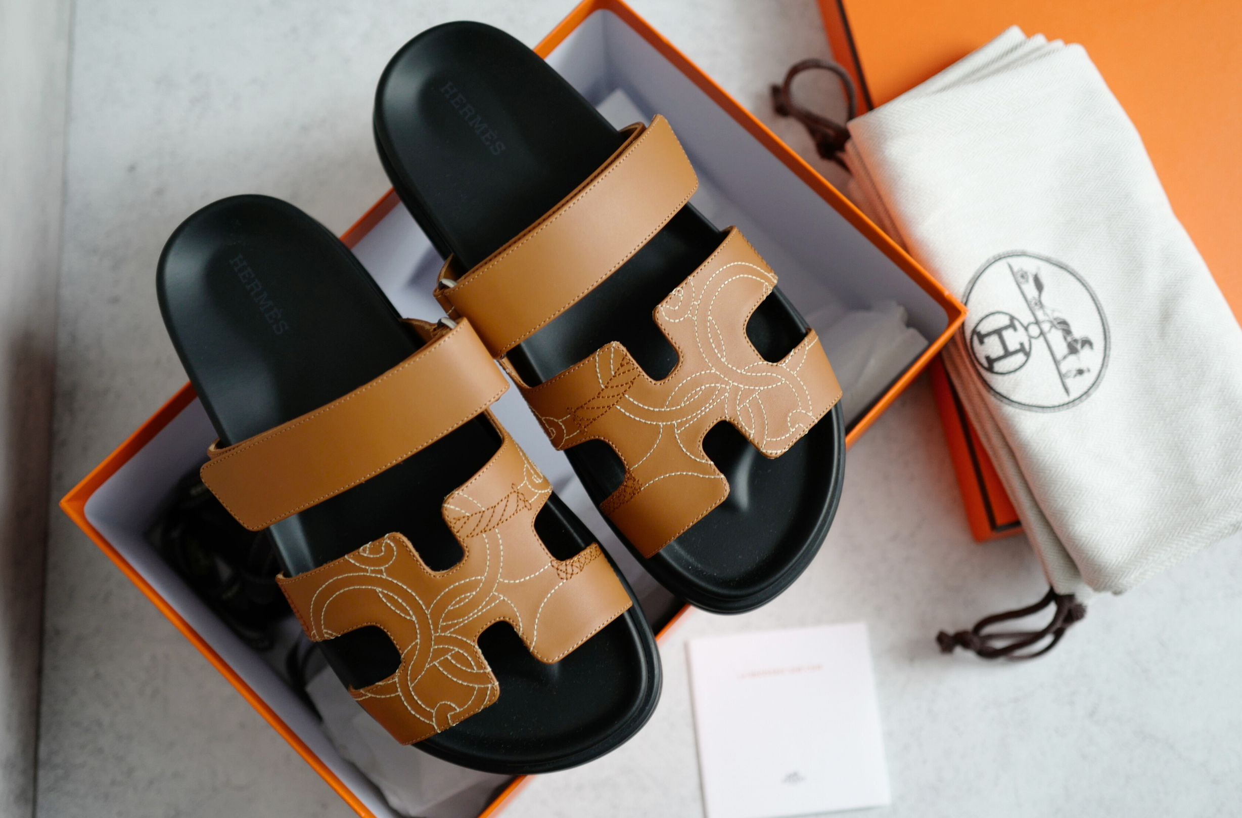 Hermès Chypre Sandal Naturel Panoplie Equestre Embroidered Calfskin Size 38