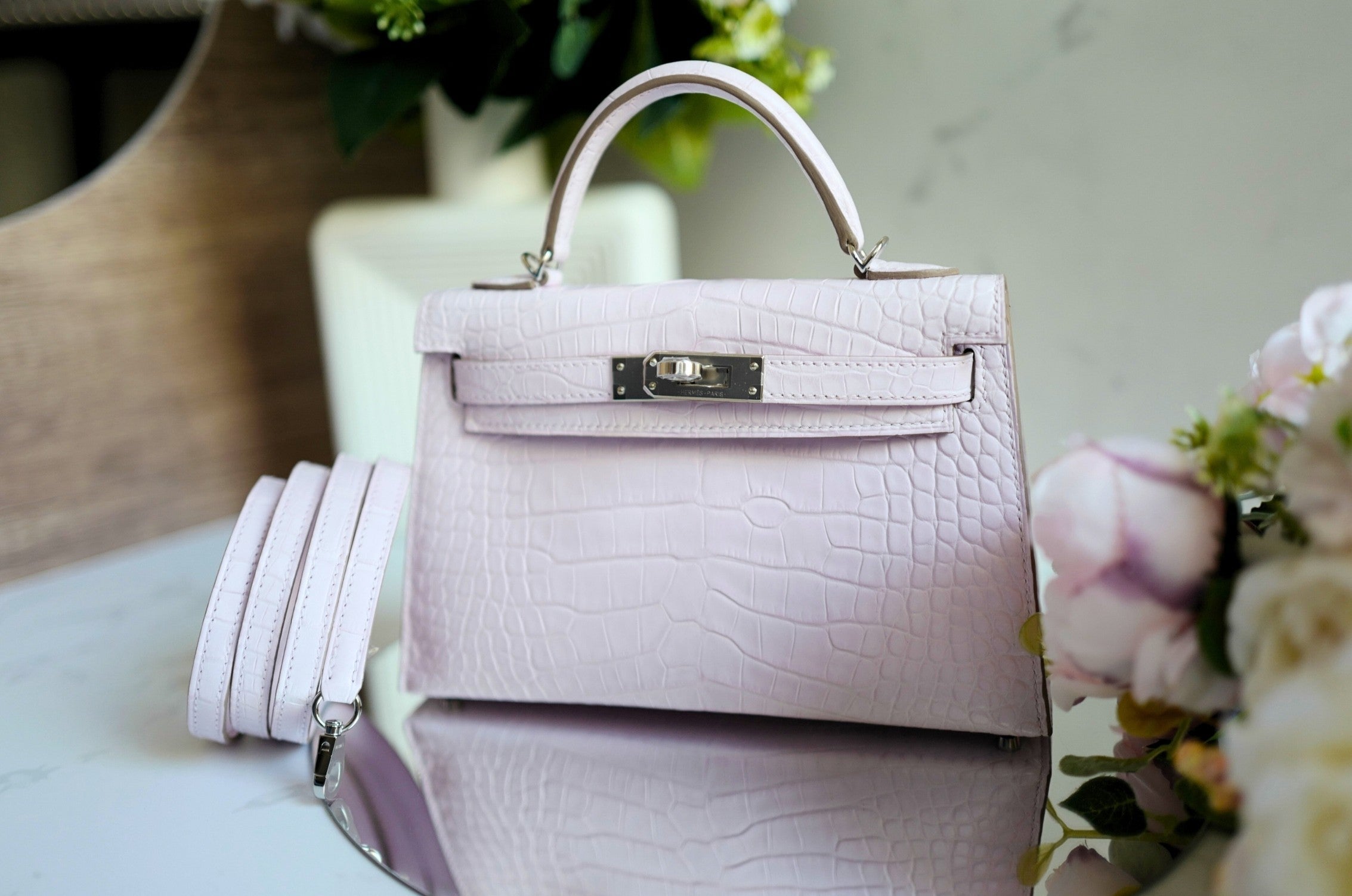 BNIB Hermès Mini Kelly 20 Mauve Pale Matte Alligator Palladium Hardware K Stamp 2025