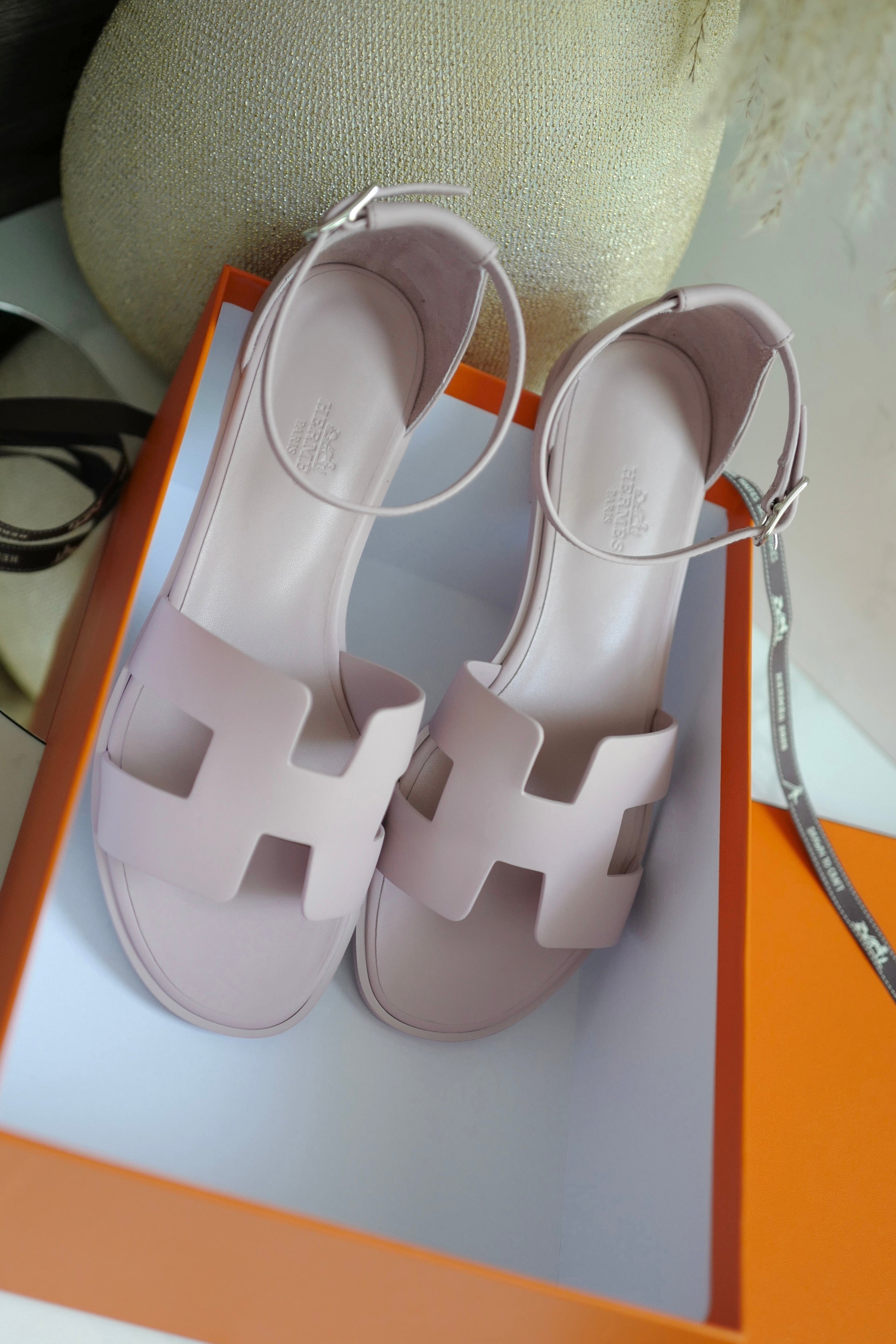 BNIB Hermes Santorini Sandal In rose cancan Size 39