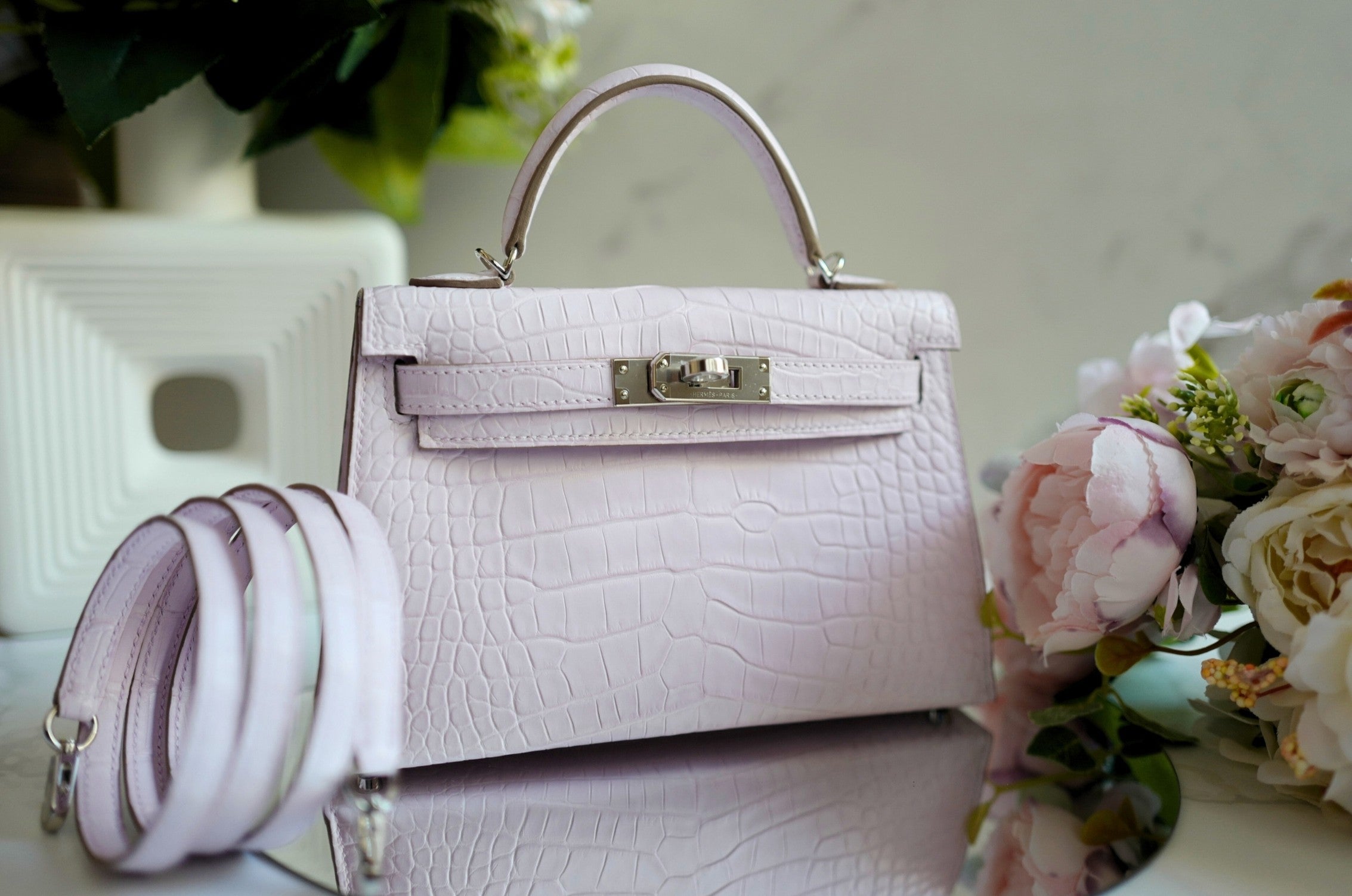 BNIB Hermès Mini Kelly 20 Mauve Pale Matte Alligator Palladium Hardware K Stamp 2025