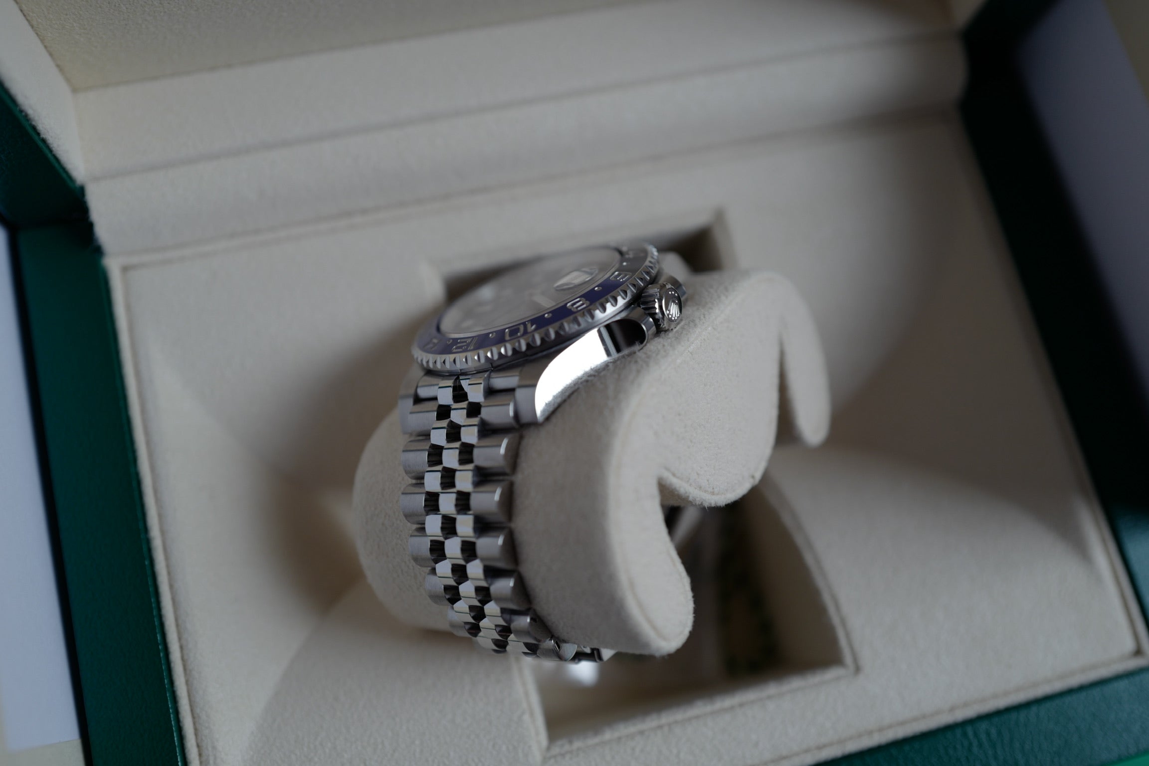 BNIB Rolex GMT-Master Batman Jubilee Bracelet - 126710BLNR 2024 BNIB Full Set