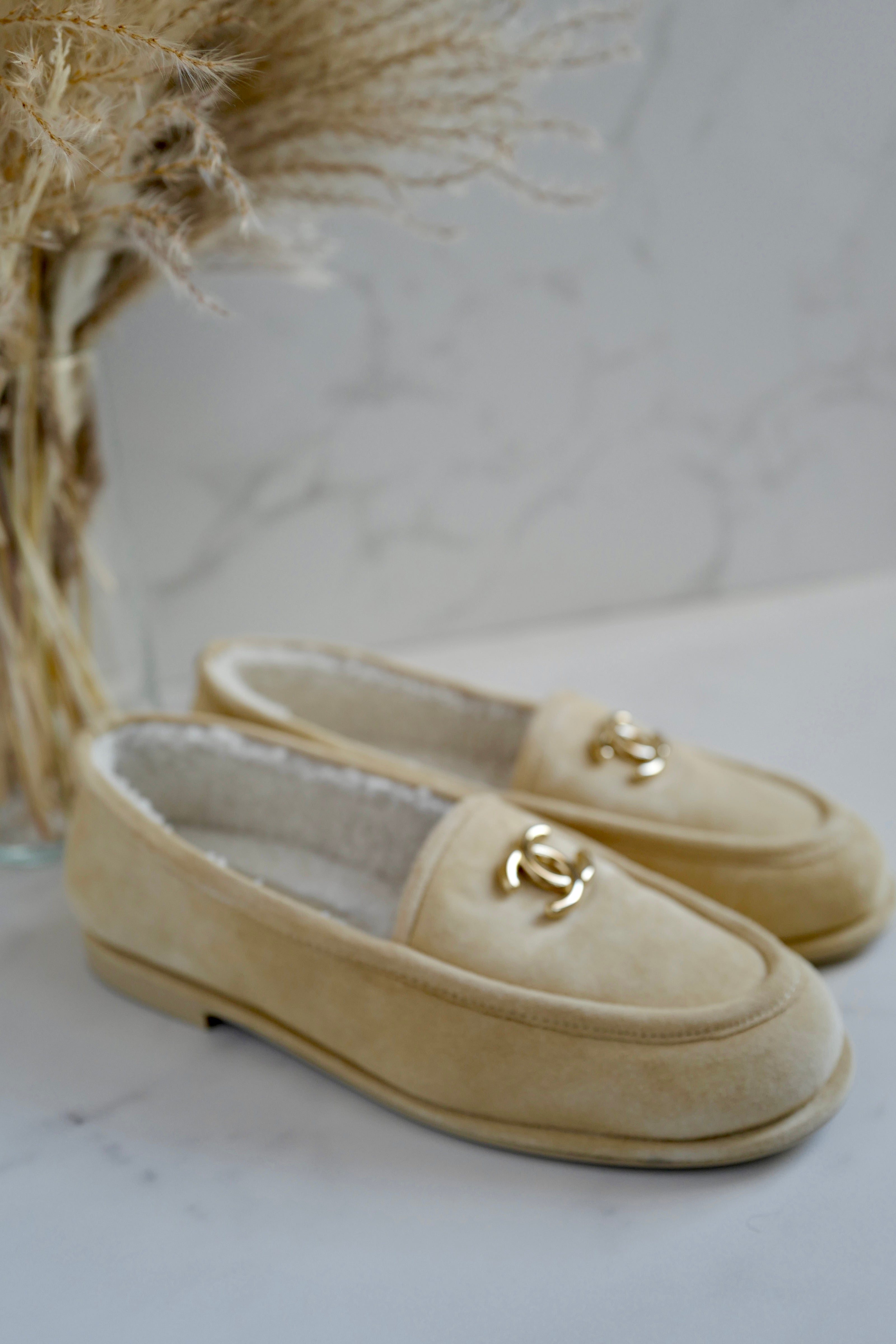 Chanel 24K Shearling Lined Suede Calfskin CC Loafers Moccasins Shoes size 37