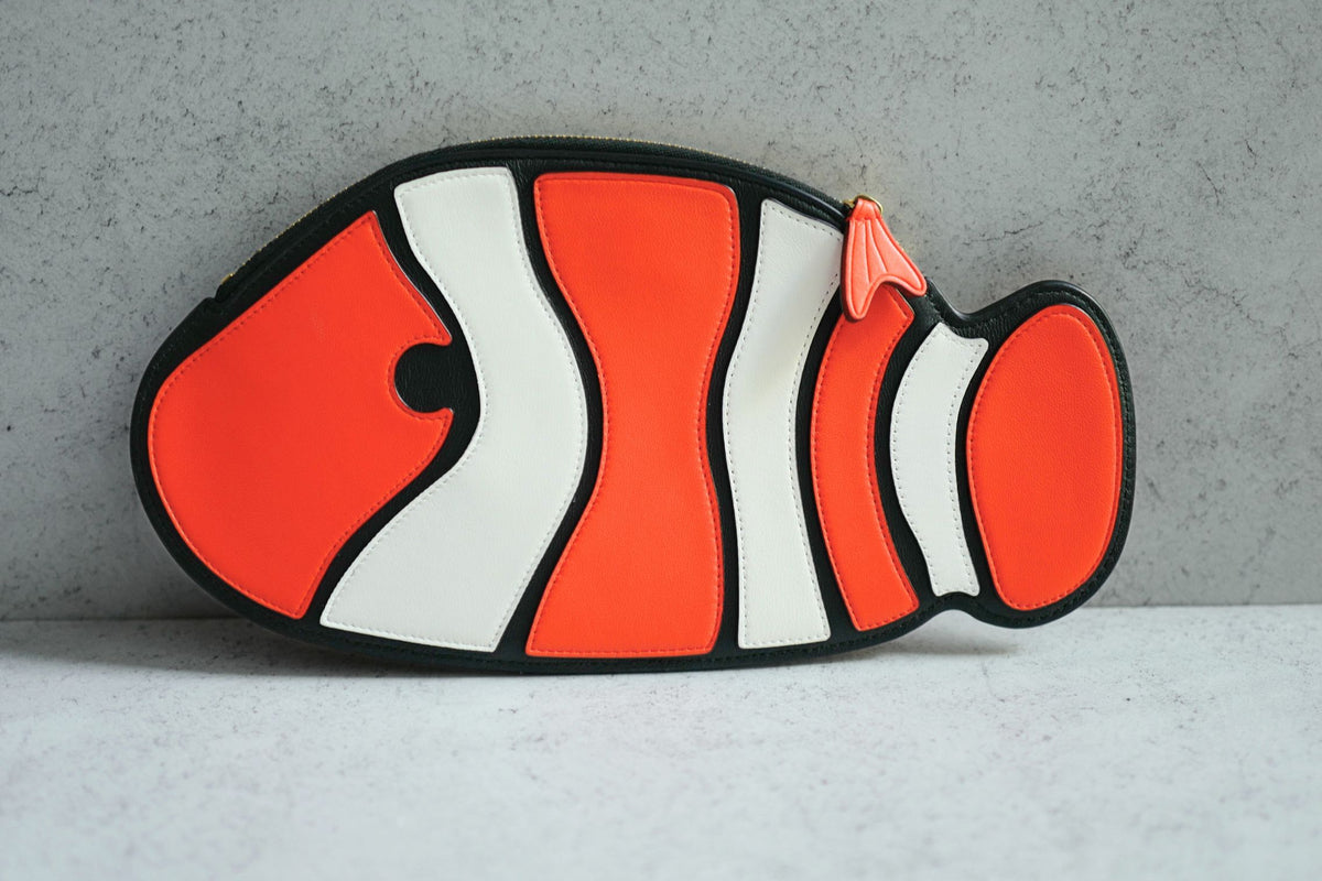 New Chanel 26M Nemo Clutch Lambskin Orange White Black CC Logo