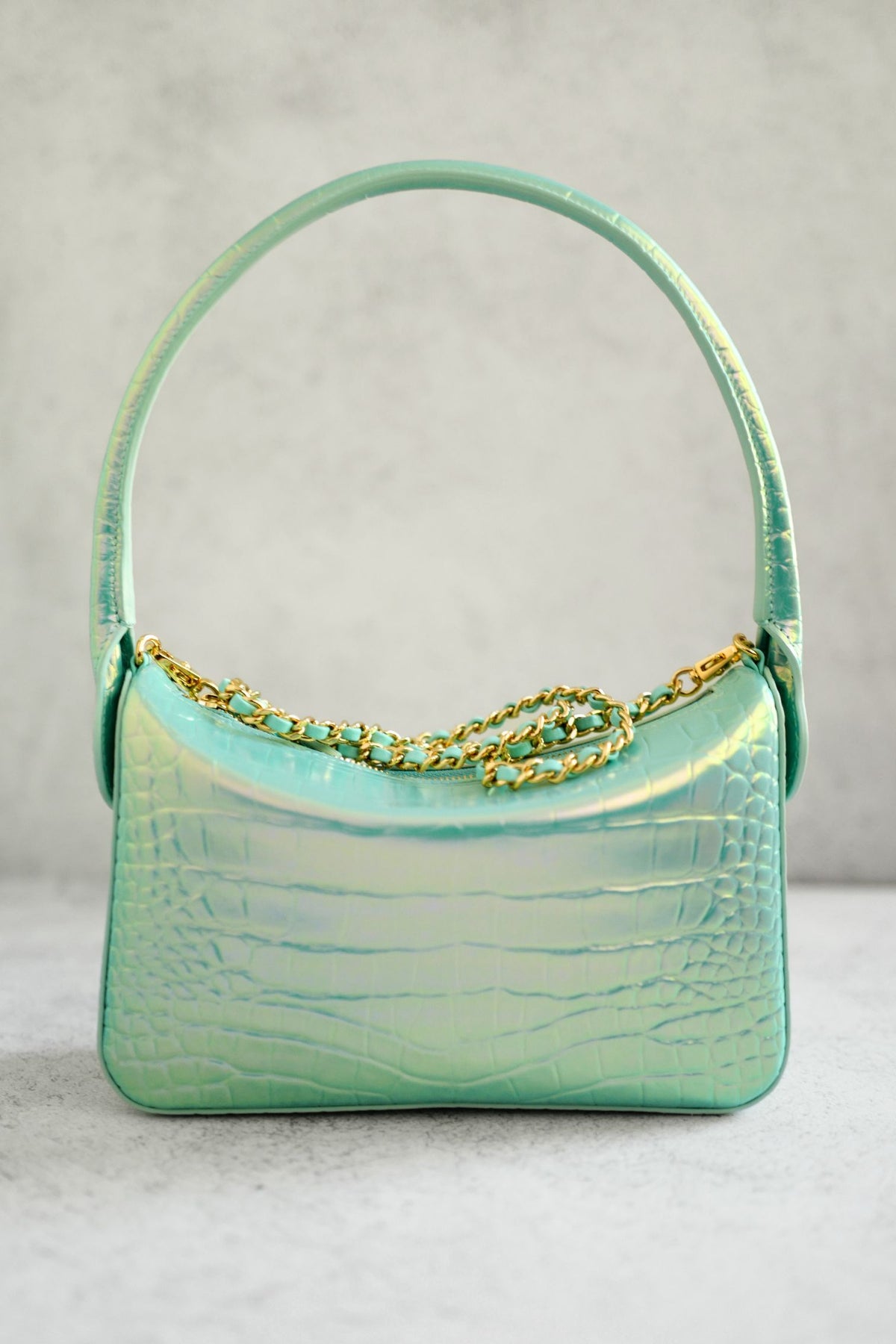 NEW Chanel 26K Clutch With Chain Turquoise Croc Embossed Calfskin GHW