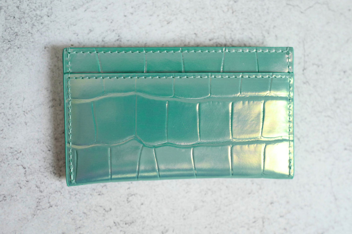 New Chanel 26K Matthieu Blazy's Card Holder Croc Embossed Iridescent Turquoise Green Calfskin GHW