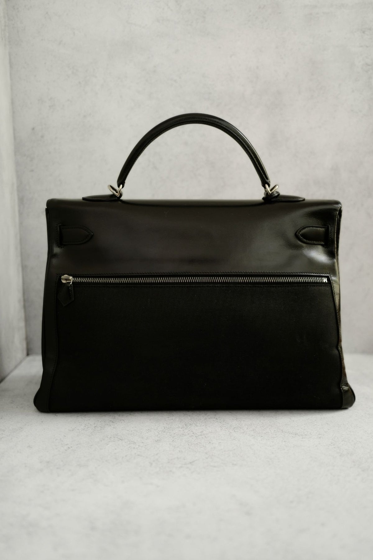 Hermes Kelly 40 Lakhis Noir Calfskin Leather Palladium Hardware