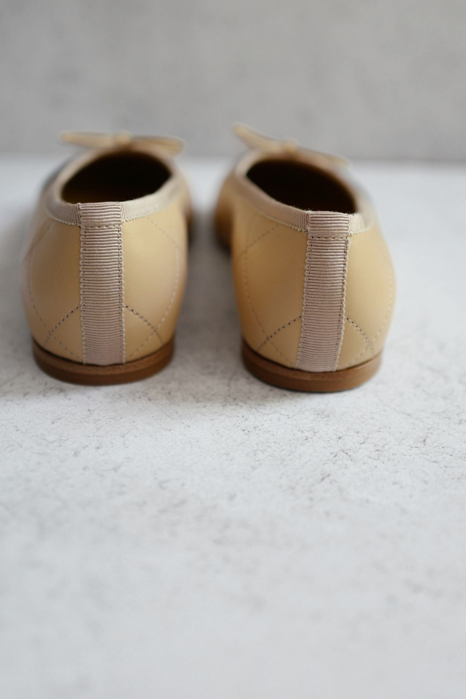 Chanel 26M Coco Beach Ballet Flats Beige Lambskin Size 37.5