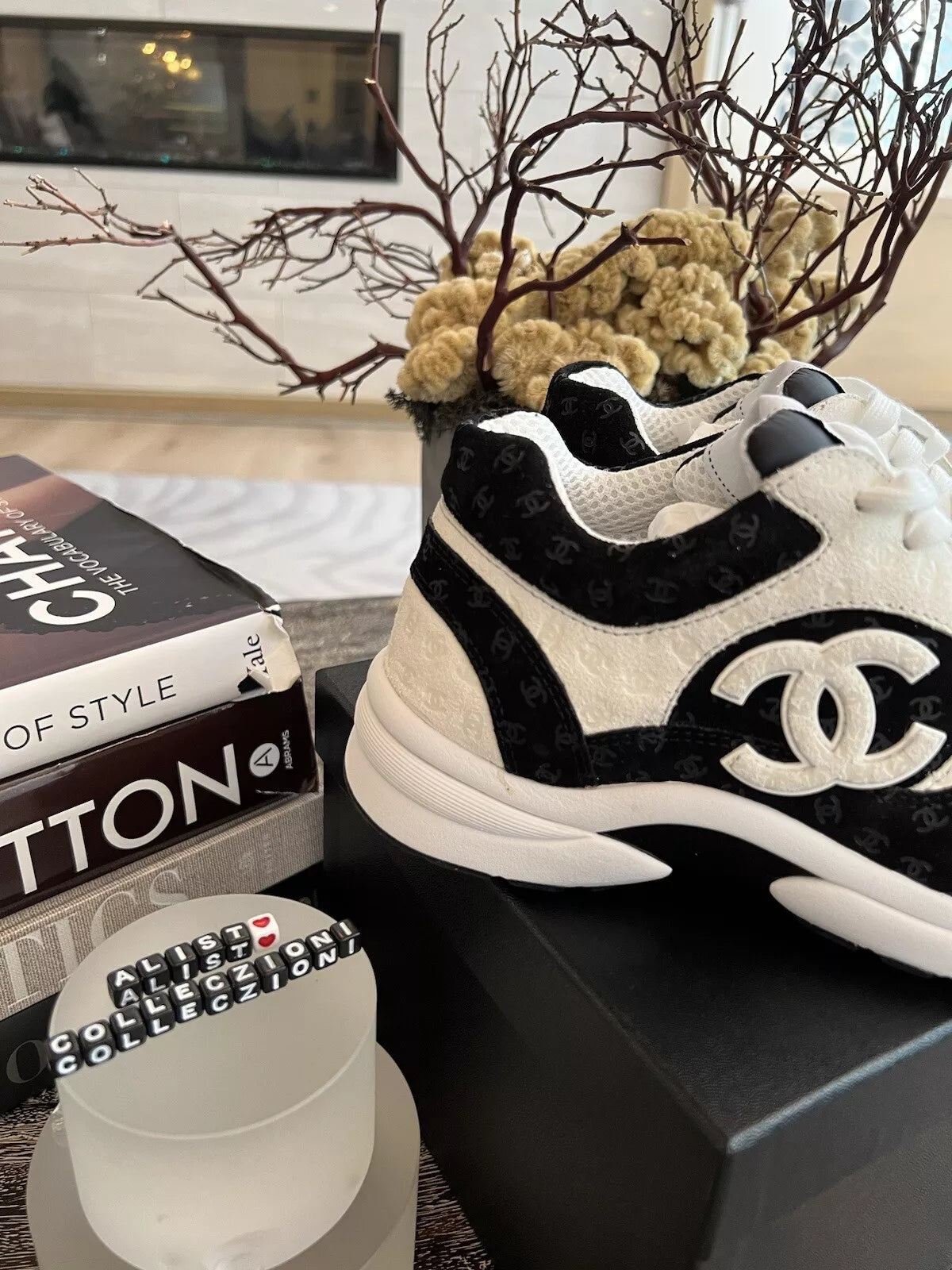 Chanel 22A CC Logo Sneakers White/Black 37.5 BNIB