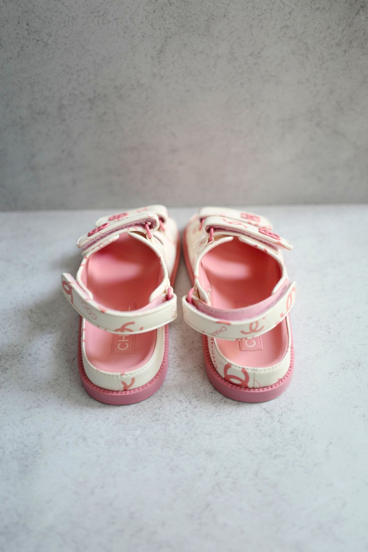 BNIB Chanel Dad Sandal 23A Monogram CC Logo In White/Pink Pink CC Logo Socks