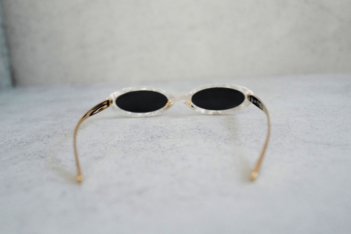 CHANEL 26K Fall/Winter Oval Sunglasses Blanc Acetate Frame Gray Lens 19mm