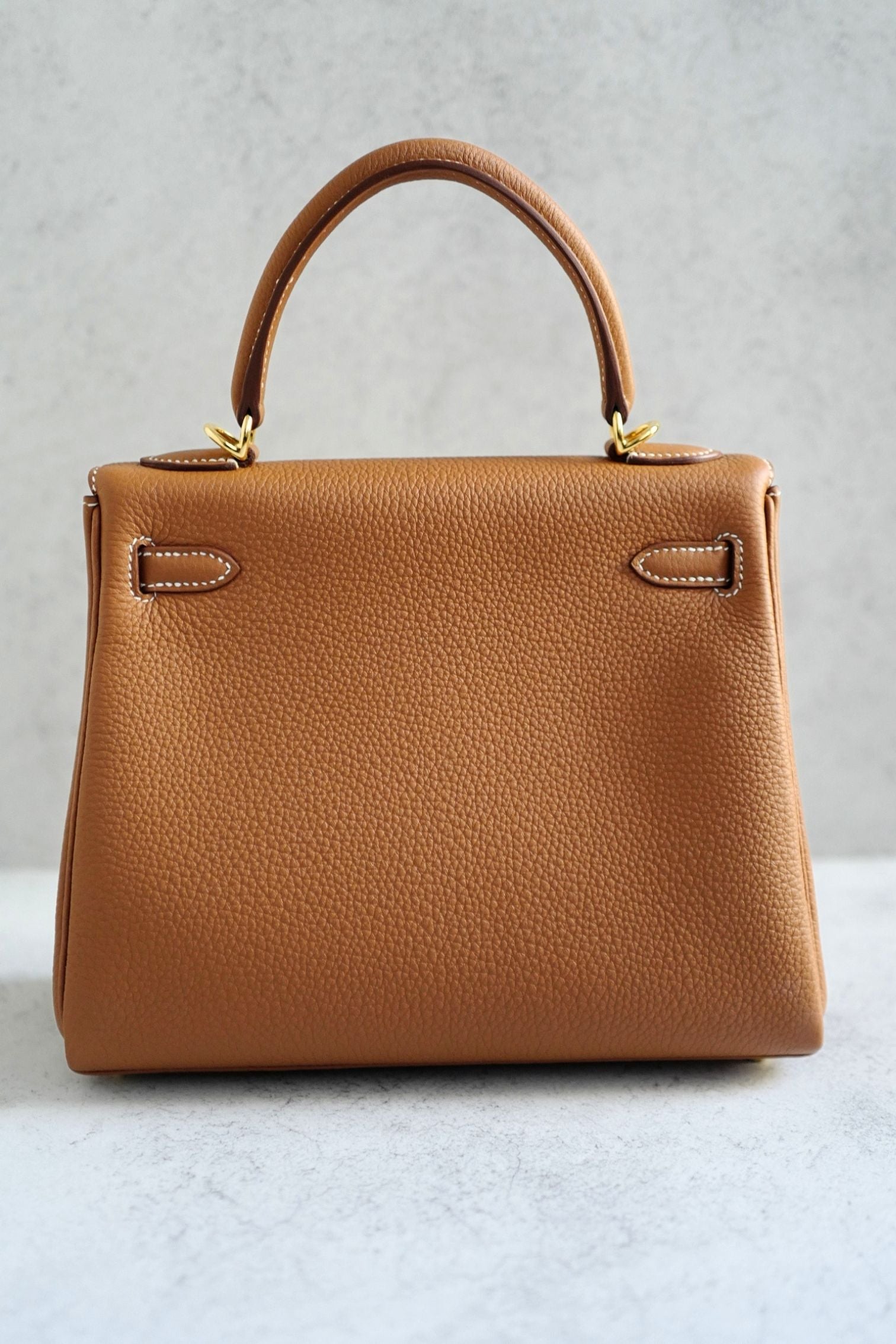BNIB Hermes Kelly 25 Gold Togo Leather Gold Hardware G Stamp 2026