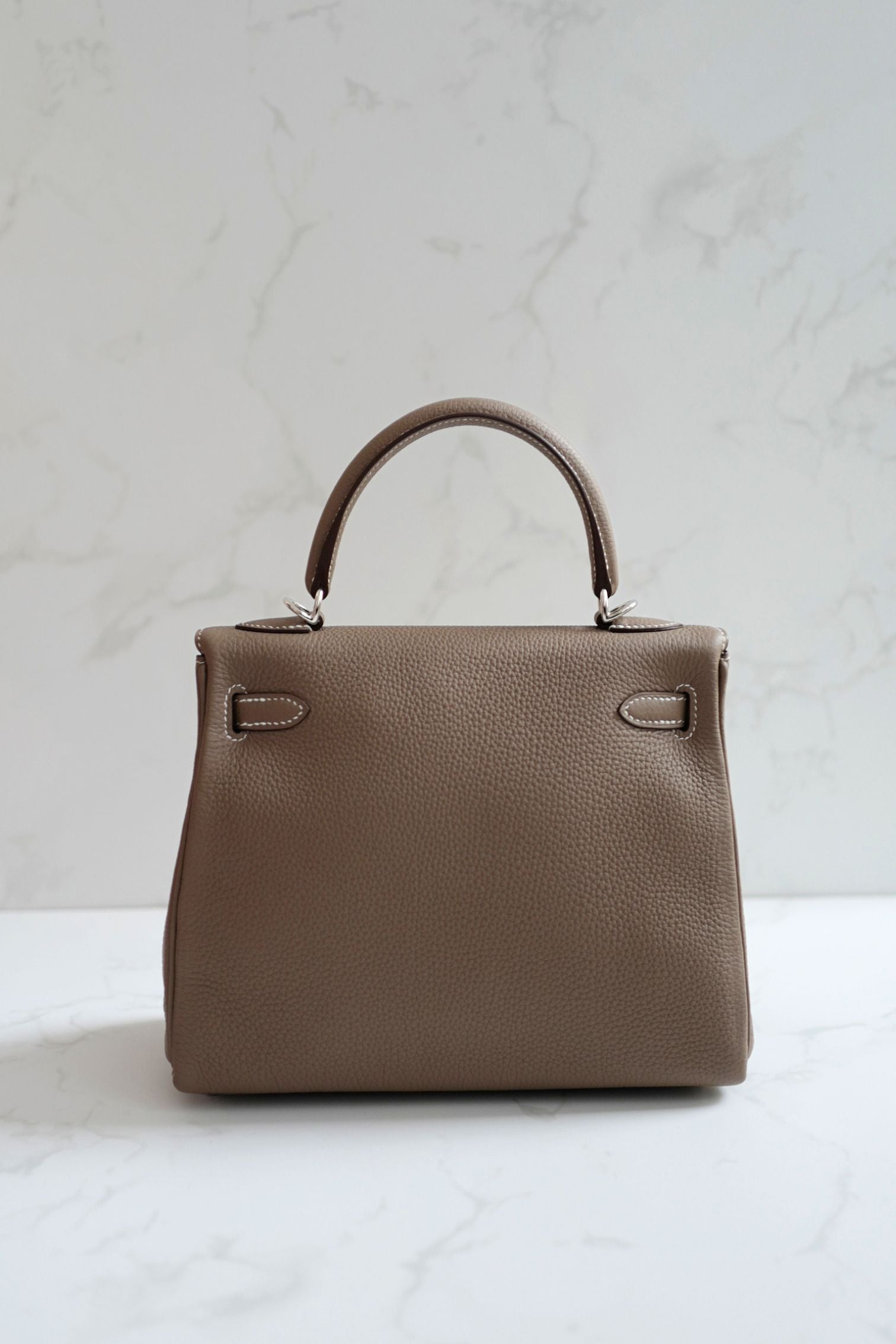 BNIB Hermes Kelly 25 Etoupe Togo Palladium Hardware G Stamp 2026