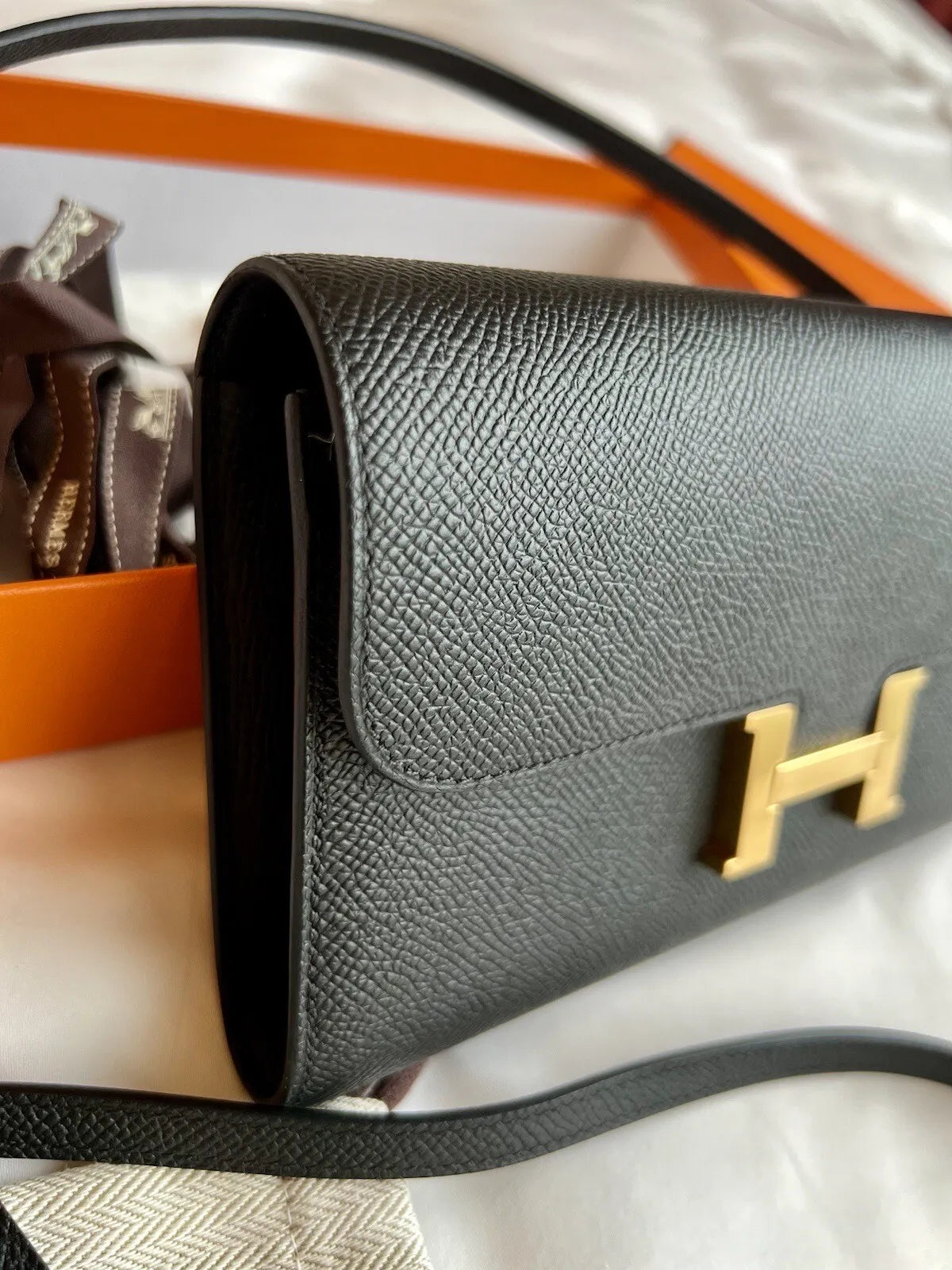 Hermes Constance To Go Wallet in Noir Black Epsom Gold Hardware 2023 Complete