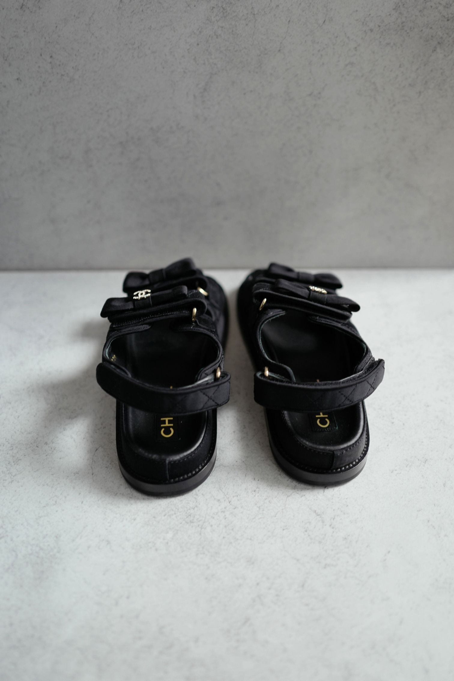 BNIB Chanel Dad Sandal CC Crystals In Black With Bows Size 38 - Limited
