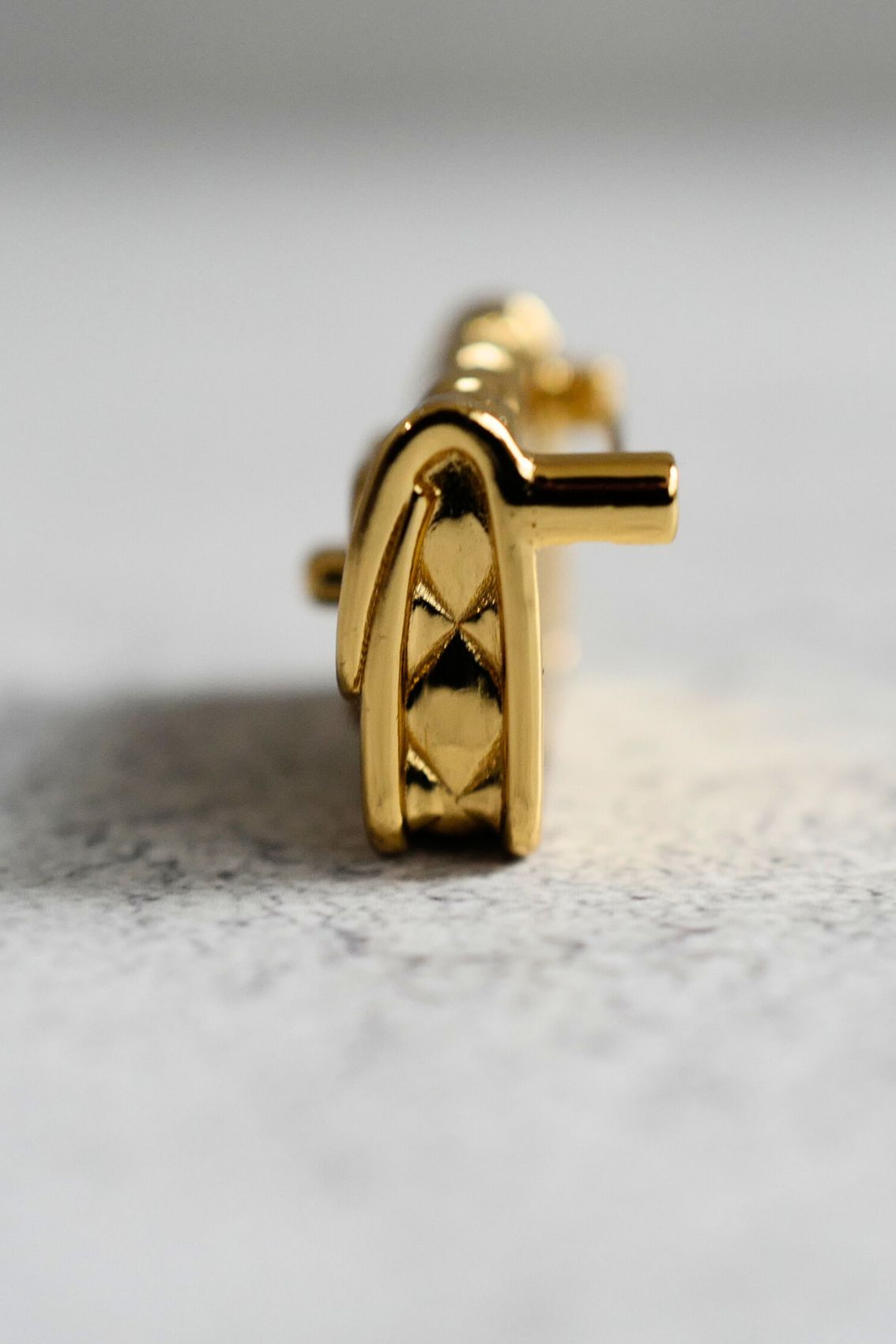 CHANEL Brooch B23K Matelasse bag motif Gold Metal BNIB NEW