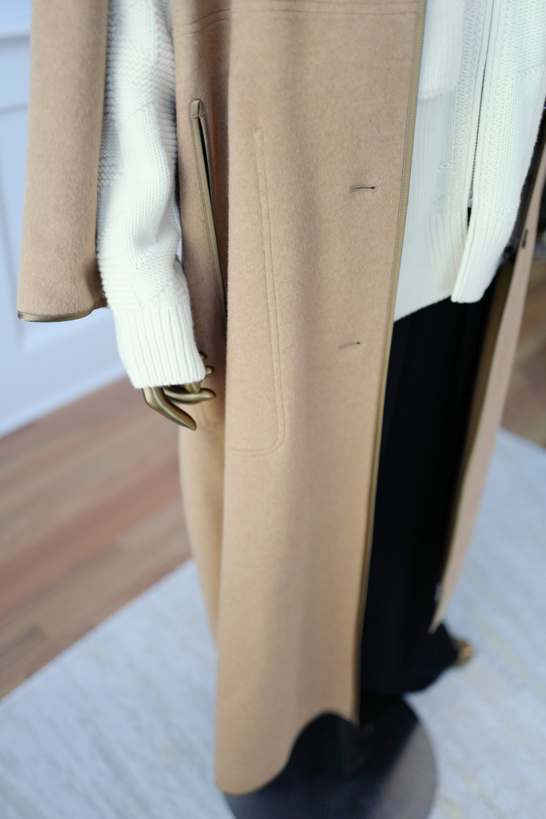 Hermès Women’s Overcoat Size 34 Beige Camel Hair Coat