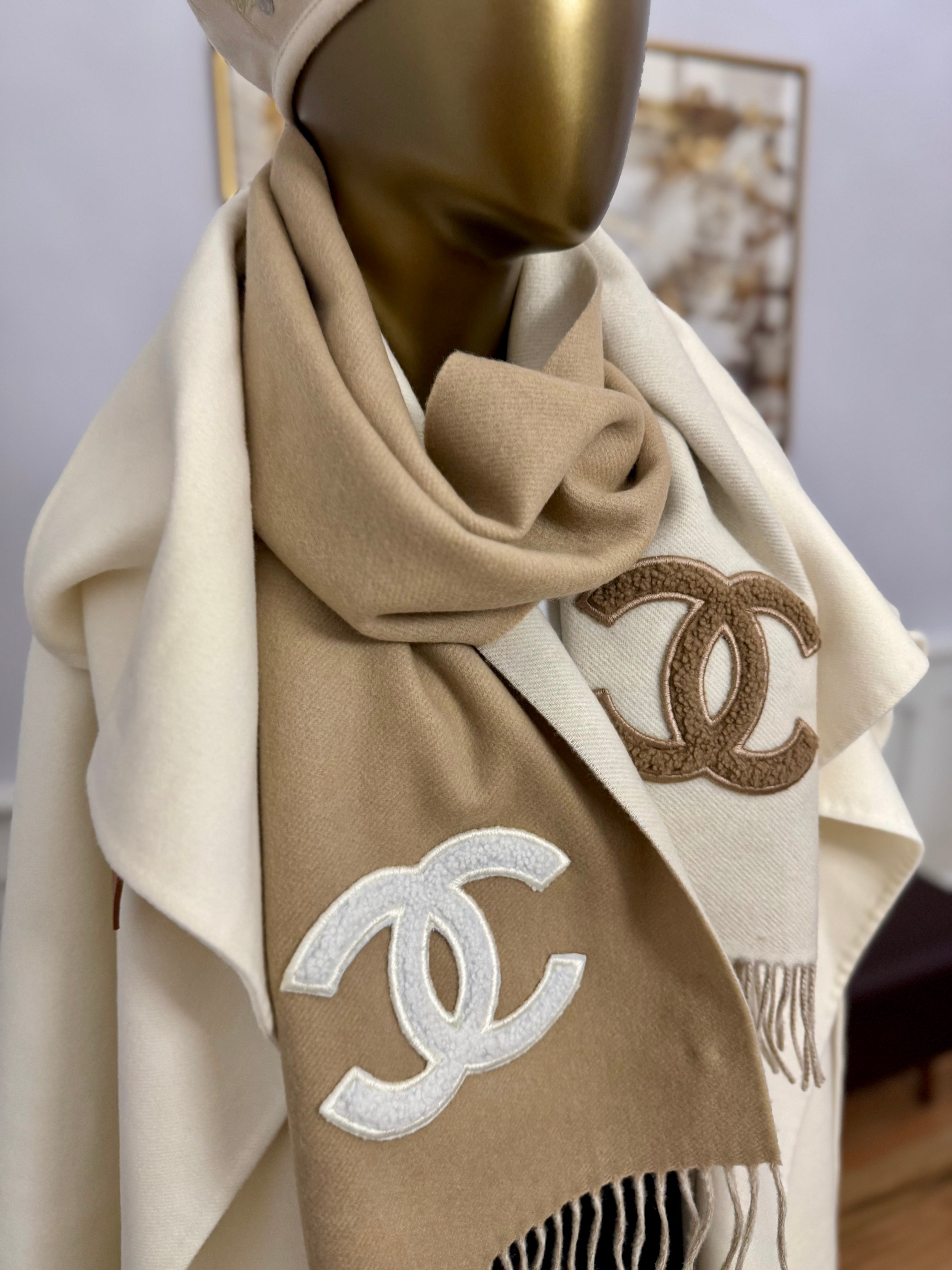 NEW Chanel 24K Coco Neige Cashmere & Shearling Lambskin Shawl in Beige & Ecru