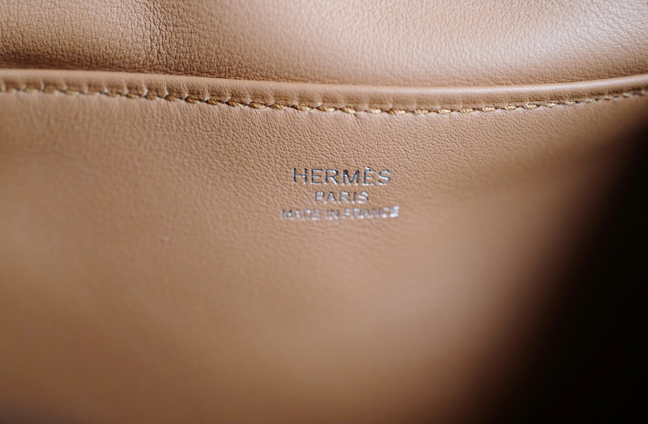 Hermès Mini Lindy II Gold Chamois Swift & Grizzly Leather with PHW K Stamp (2025)