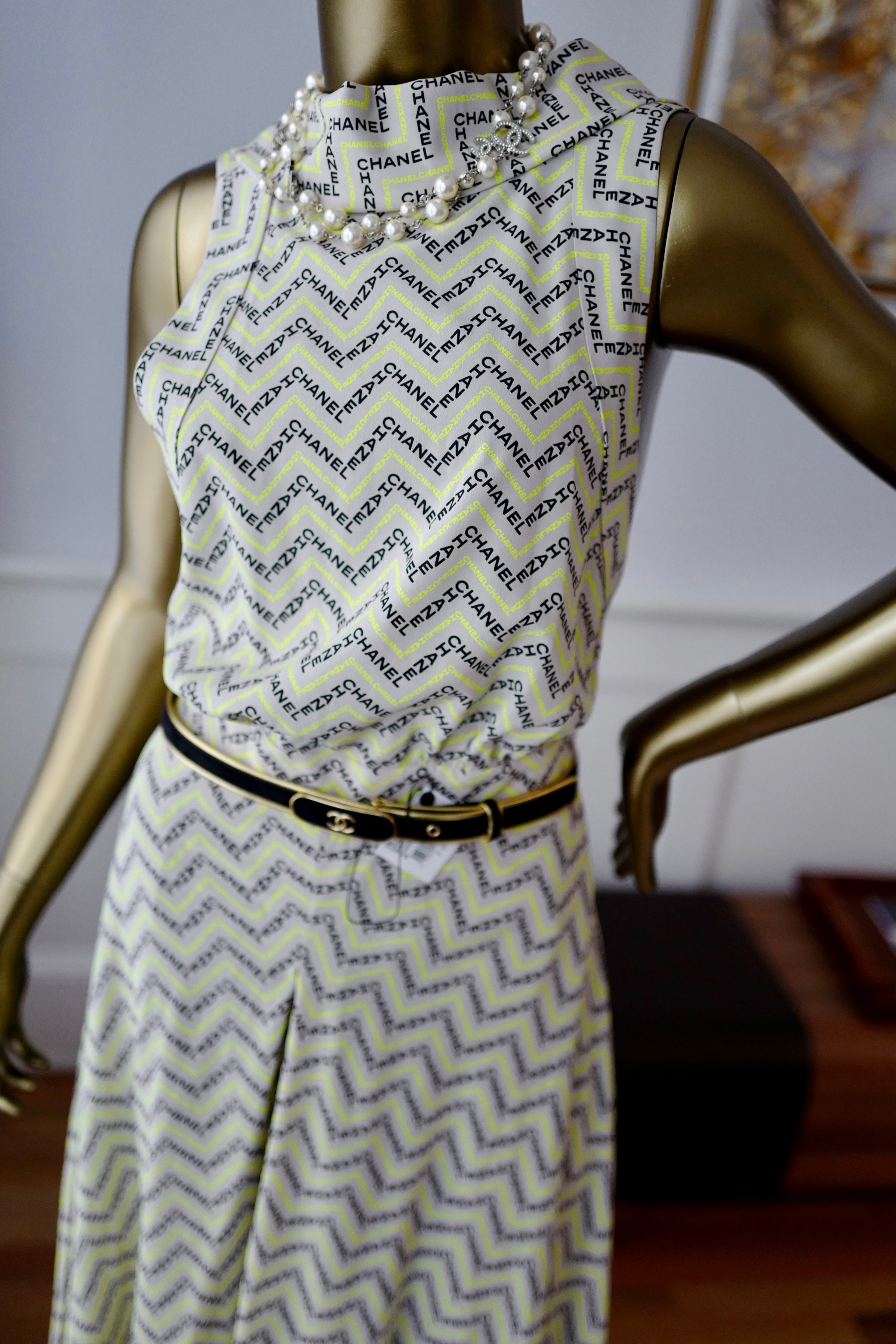 NEW Chanel 24K Jumpsuit Dress Printed Crepe de Chine in Beige, Yellow & Black Size 36