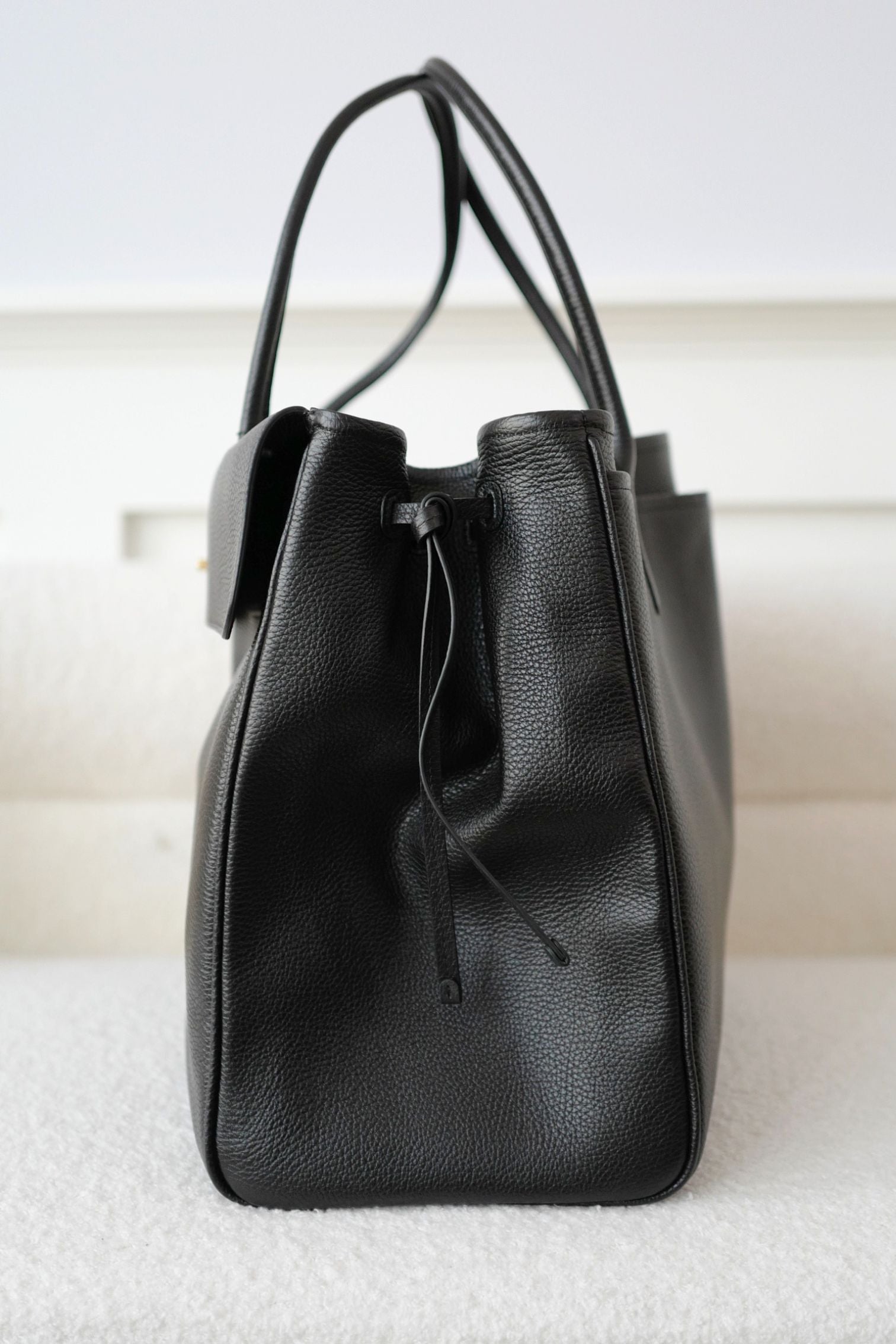 BNIB Chanel 26S Large Shopping Tote Bag Spring/Summer 2026 Collection.