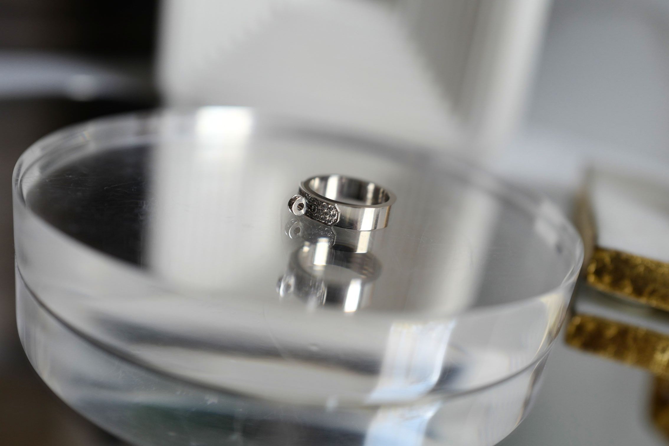 BNIB Hermes Kelly Ring in White Gold with Diamonds Size 50 $7500 Retail