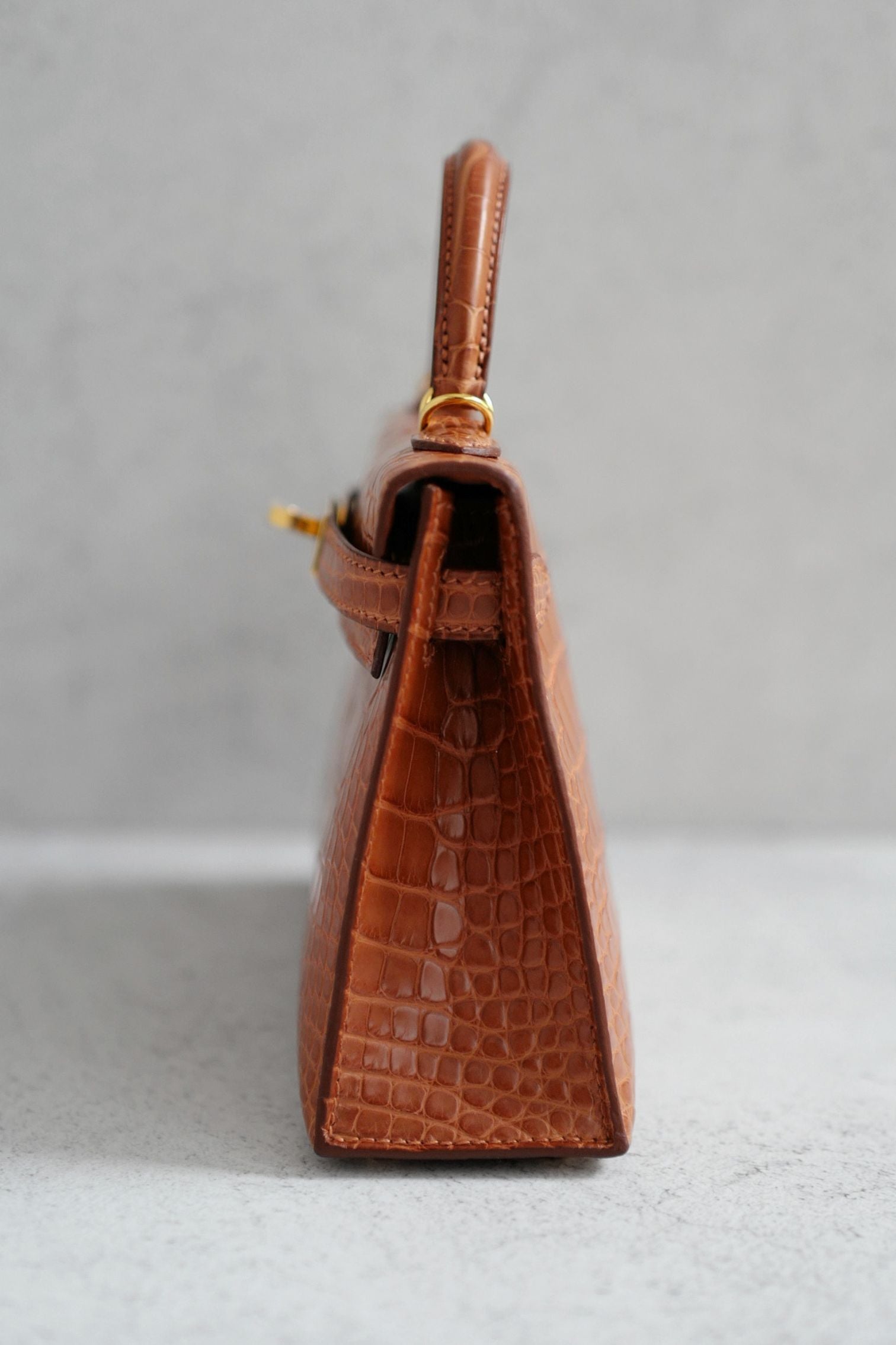 Hermès Mini Kelly Gold Sellier Alligator Mississippiens GHW G Stamp