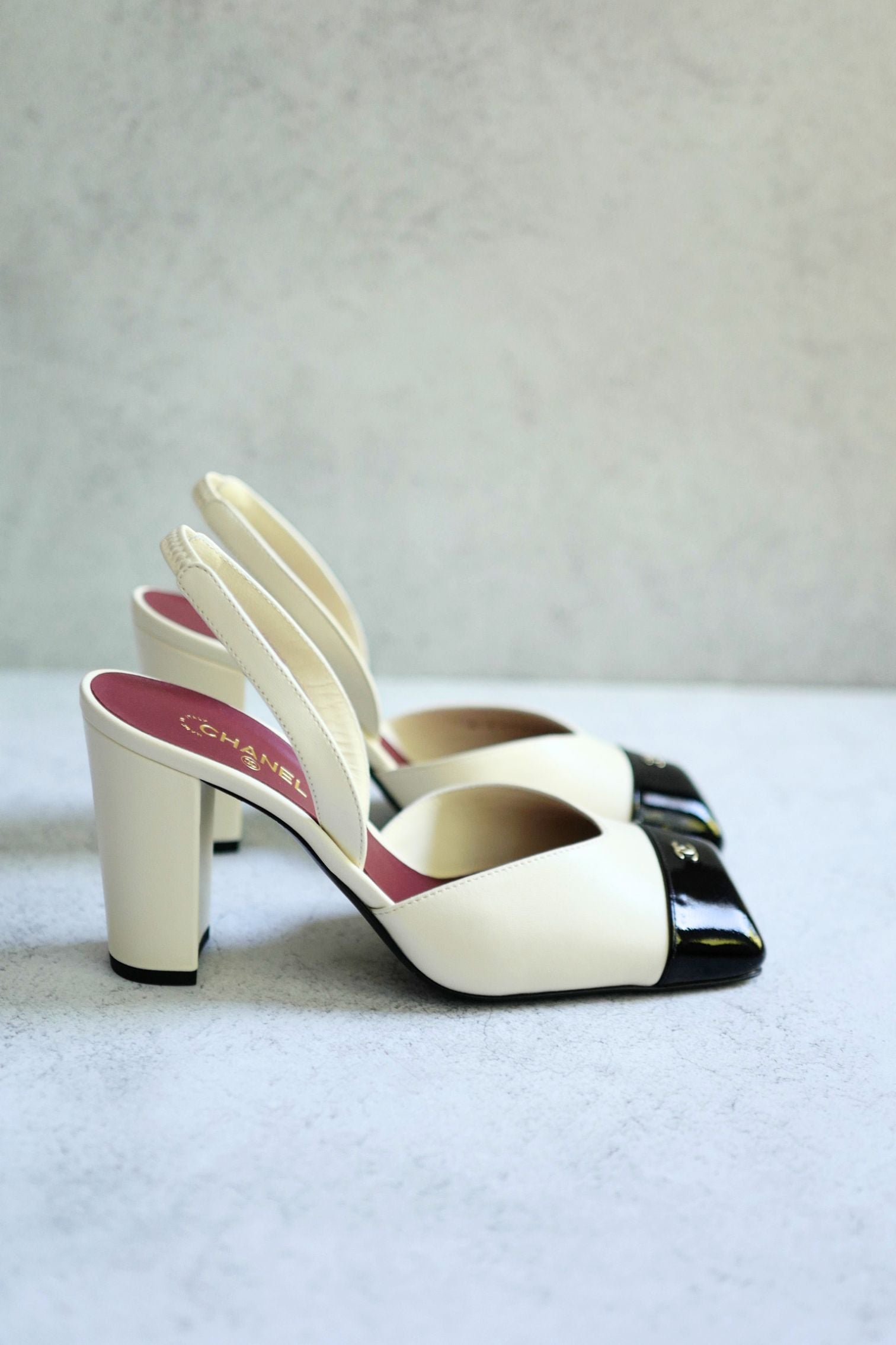 Chanel 26s Slingbacks Matthieu Blazy's Ivory Black Lambskin Calfskin Size 37