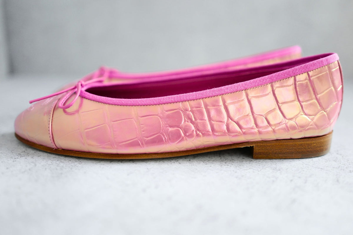 Chanel 26K Matthieu Blazy's Ballet Flats Croc Embossed Calfskin Pink Size 37.5