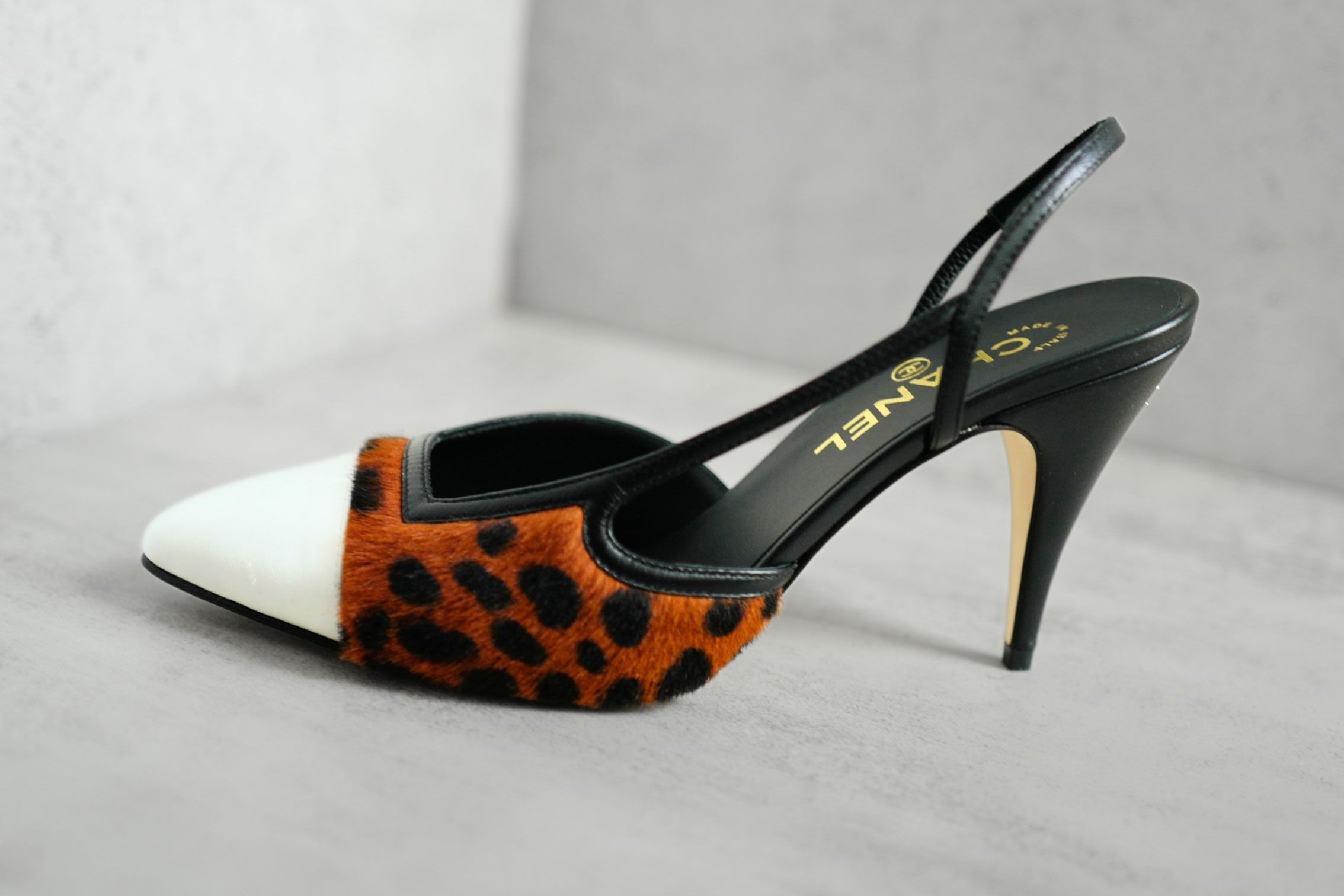 Chanel 26A Métiers d’Art Matthieu Blazy Slingback Heels Leopard size 38.5