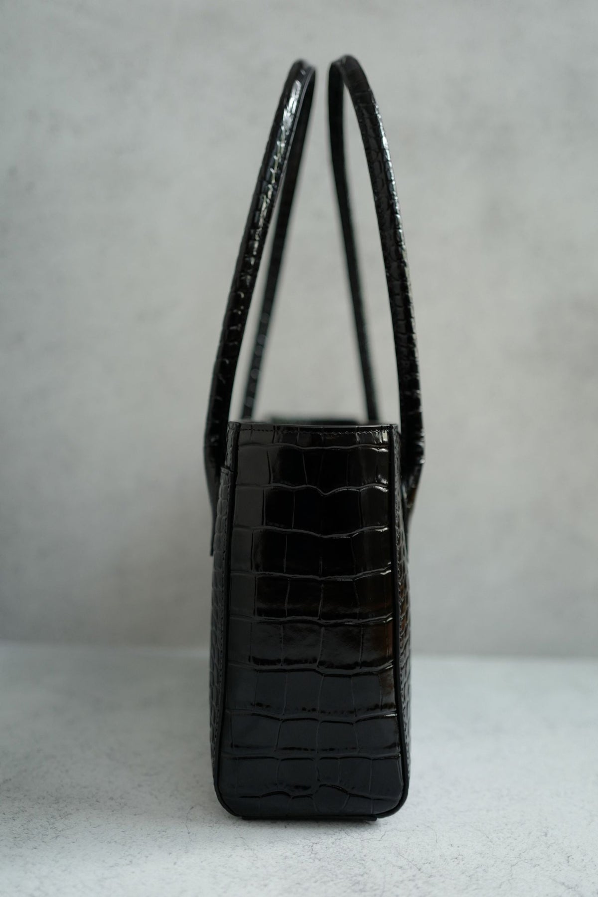 Chanel 26k Matthieu Blazy's Small Tote Black Crocodile Embossed Calfskin GHW